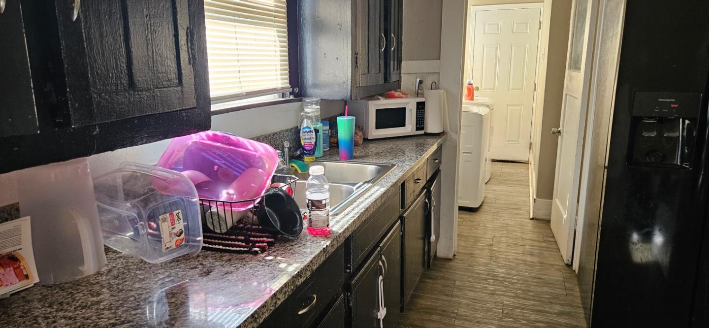 525 North Farris Avenue