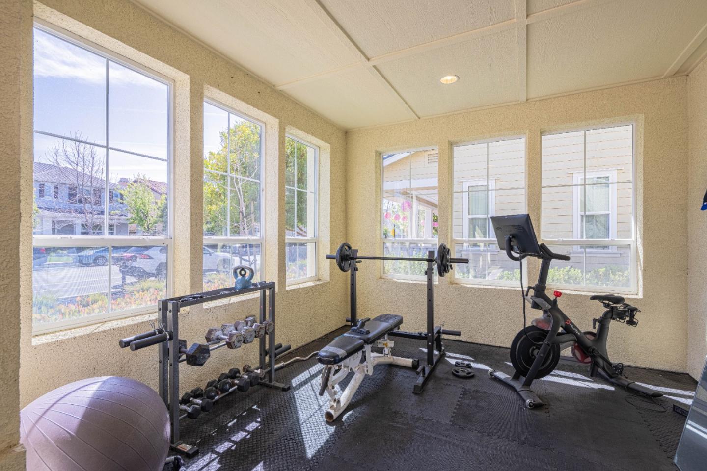 13713 Sherman Boulevard