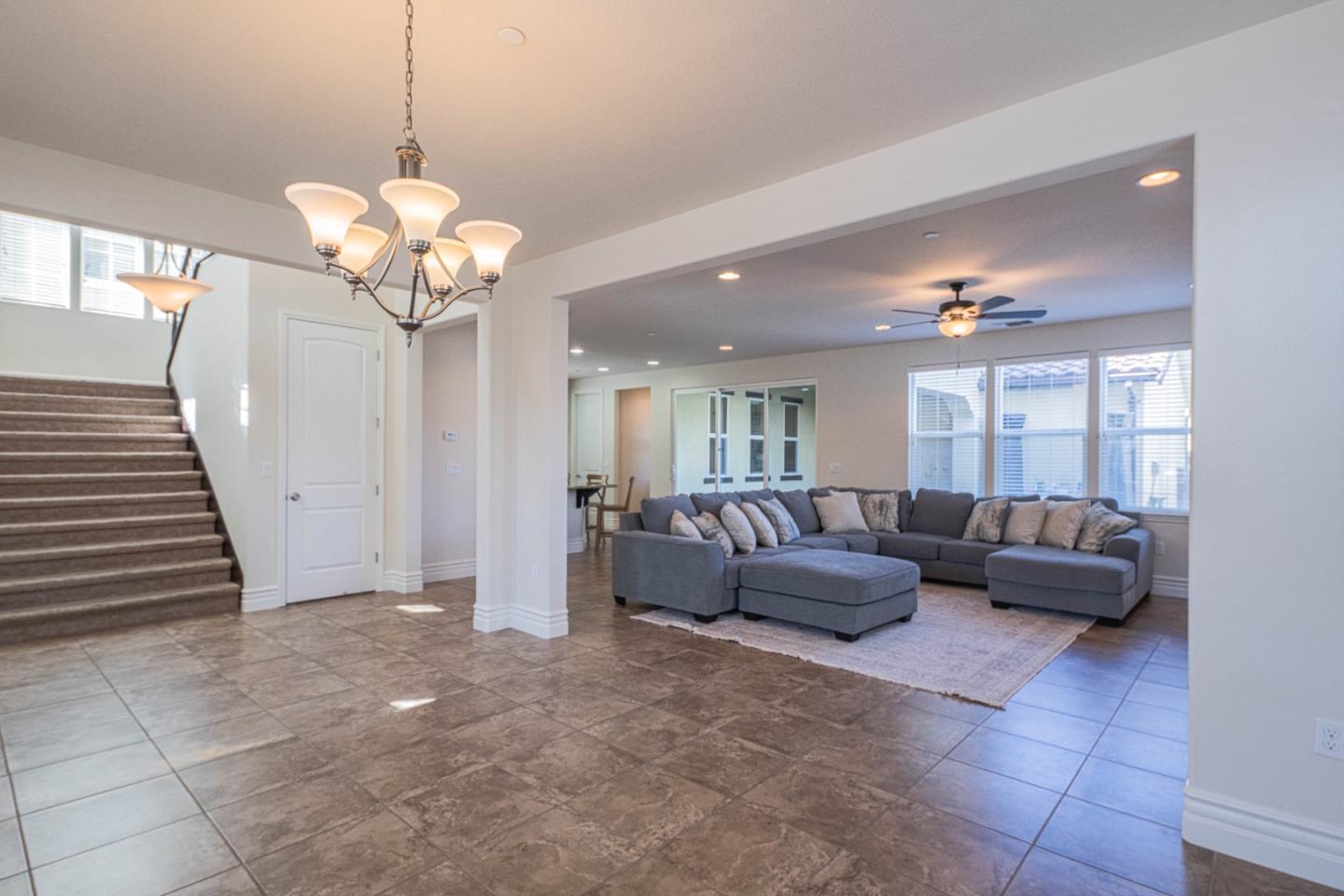 13713 Sherman Boulevard