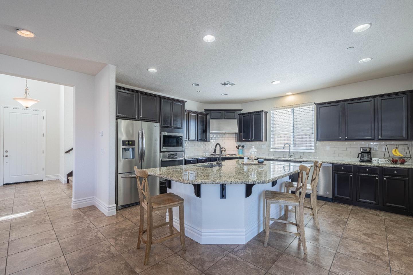 13713 Sherman Boulevard