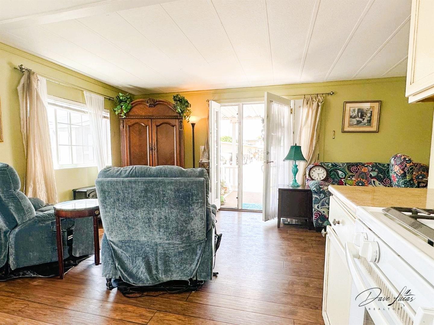 1146 Birch Avenue Unit: 19