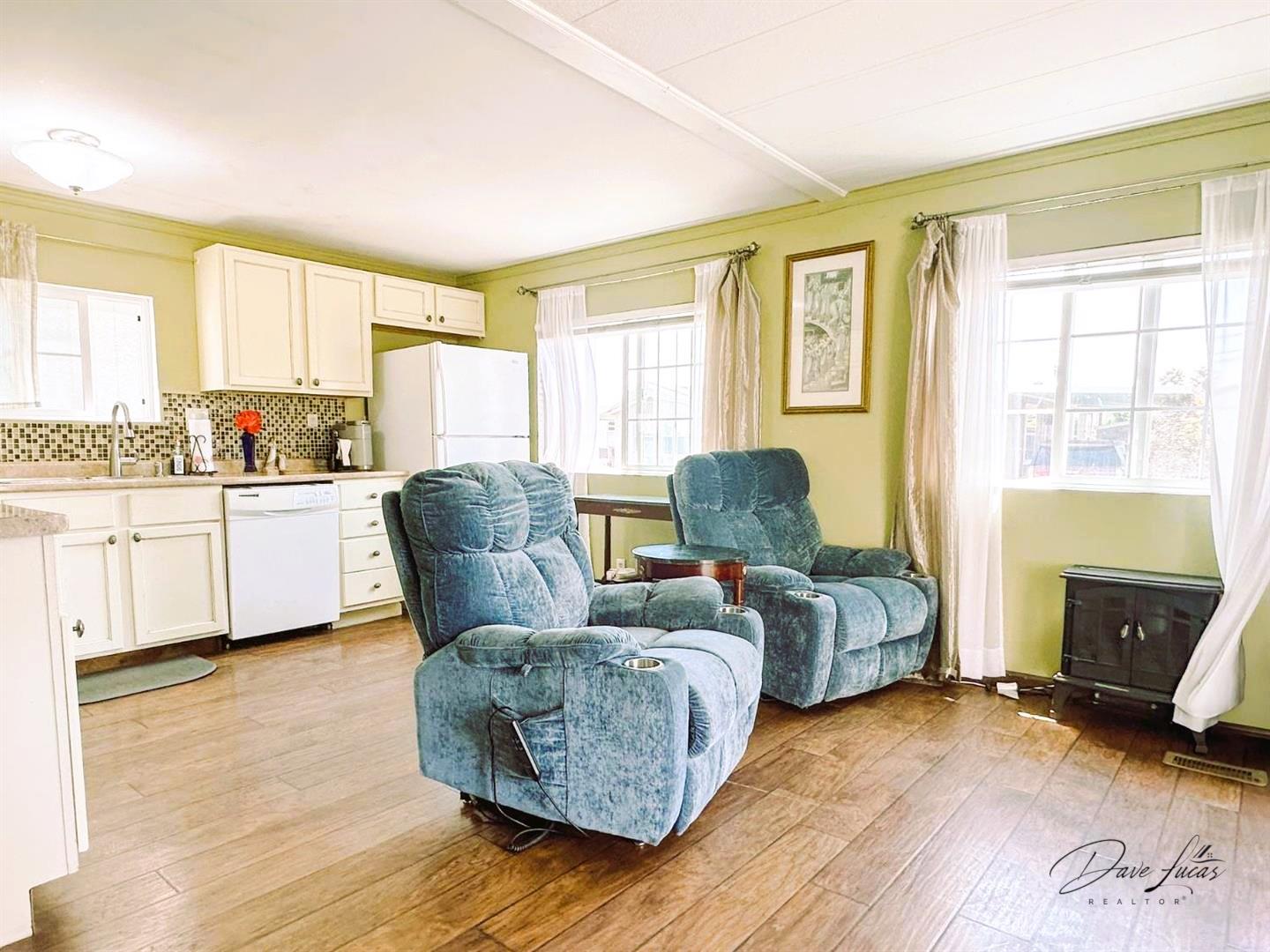 1146 Birch Avenue Unit: 19