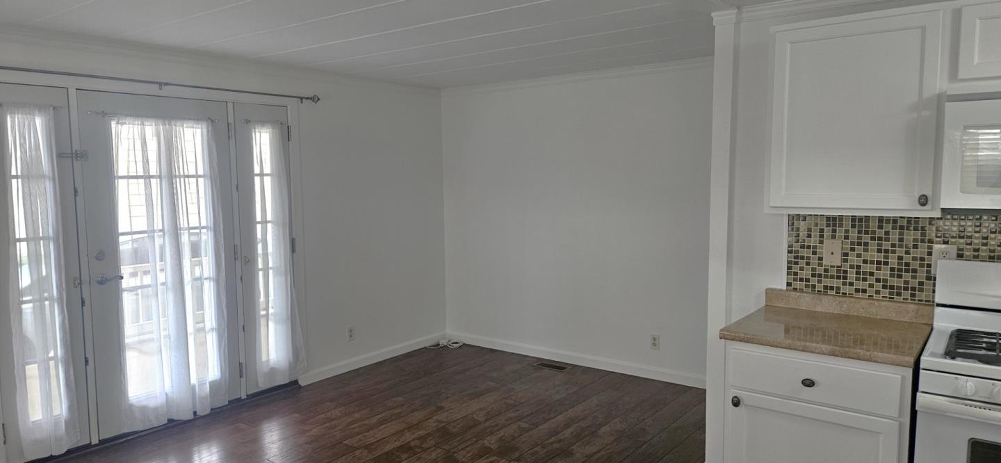 1146 Birch Avenue Unit: 19