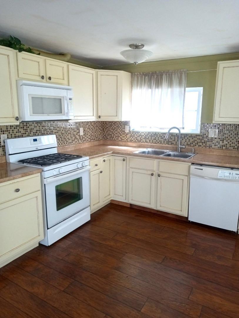 1146 Birch Avenue Unit: 19