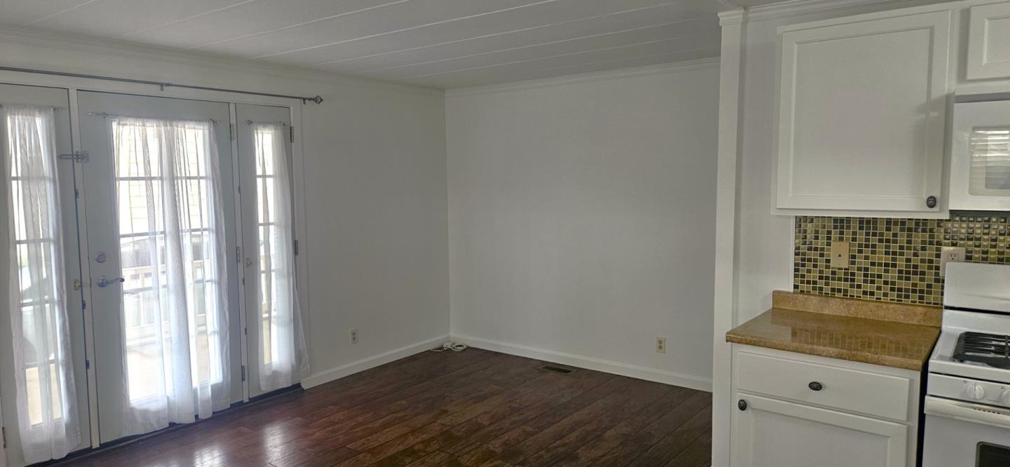 1146 Birch Avenue Unit: 19