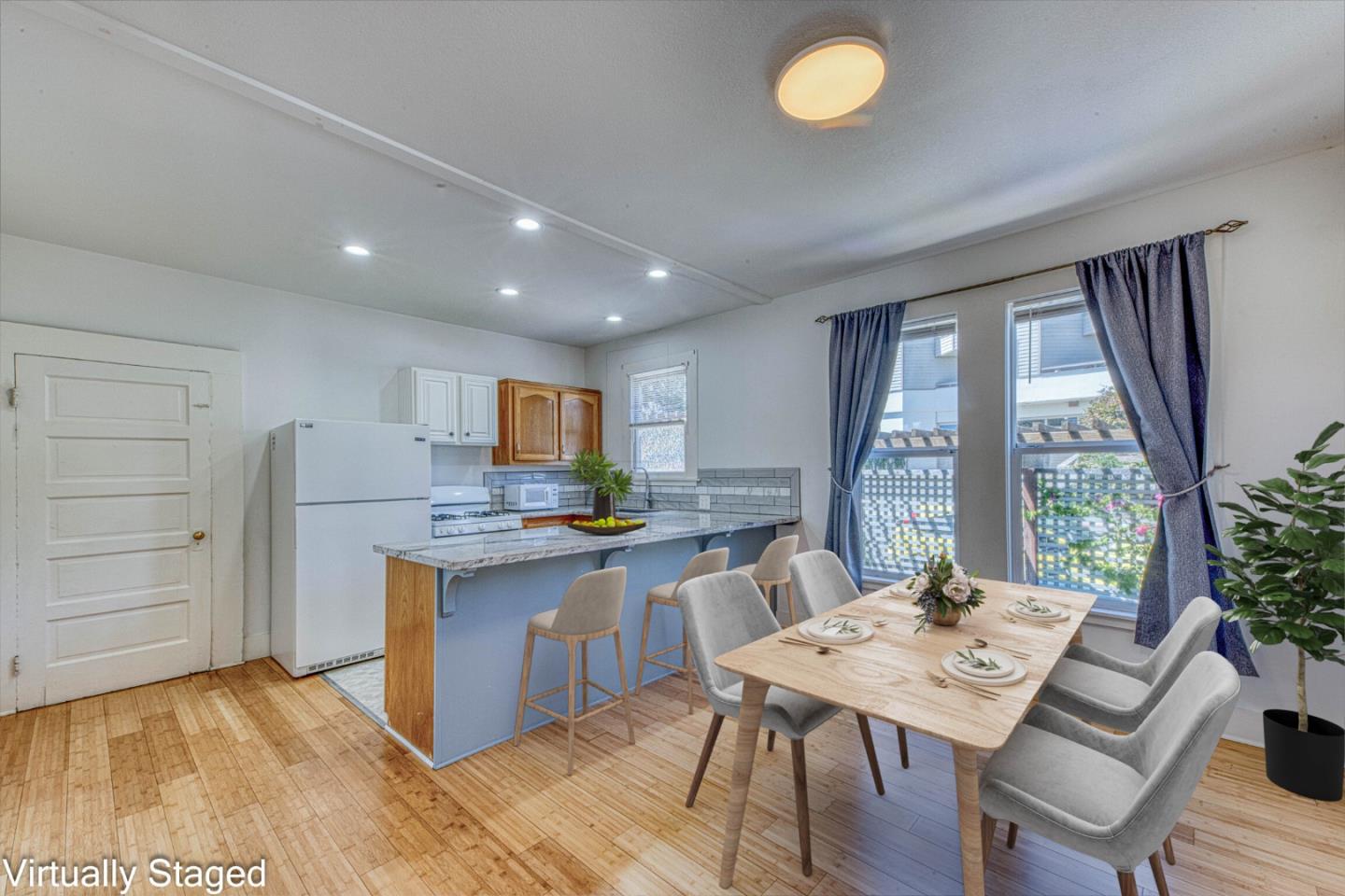 399 Hoffman AVE
