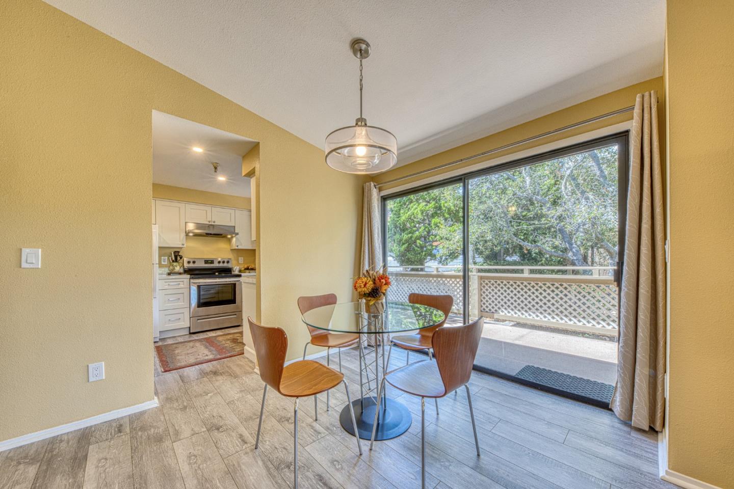 811 Pheasant Ridge RD