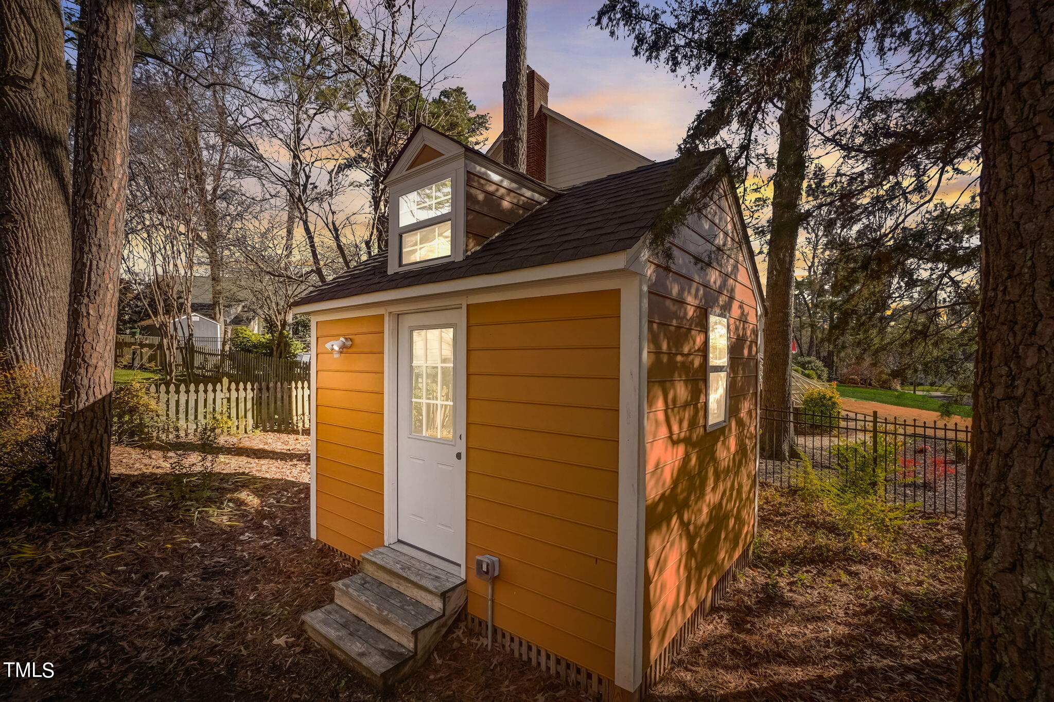 2800 Halfhitch Trail