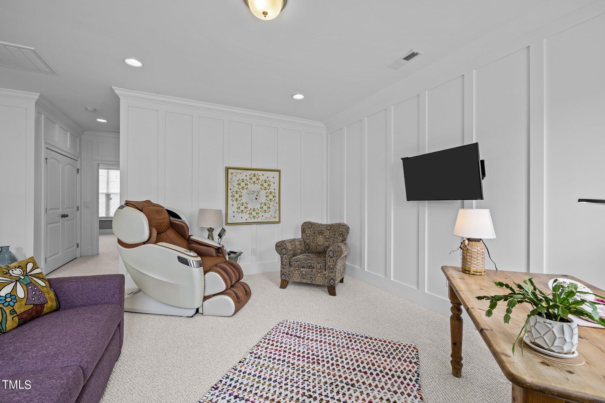5912 Bellona Lane