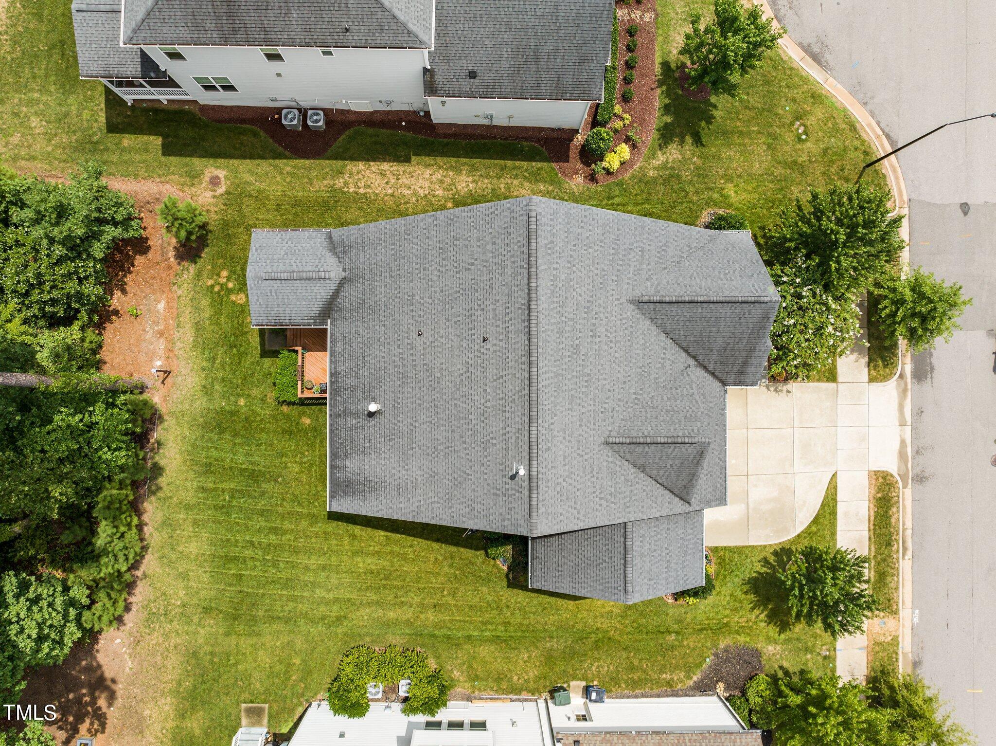 5912 Bellona Lane