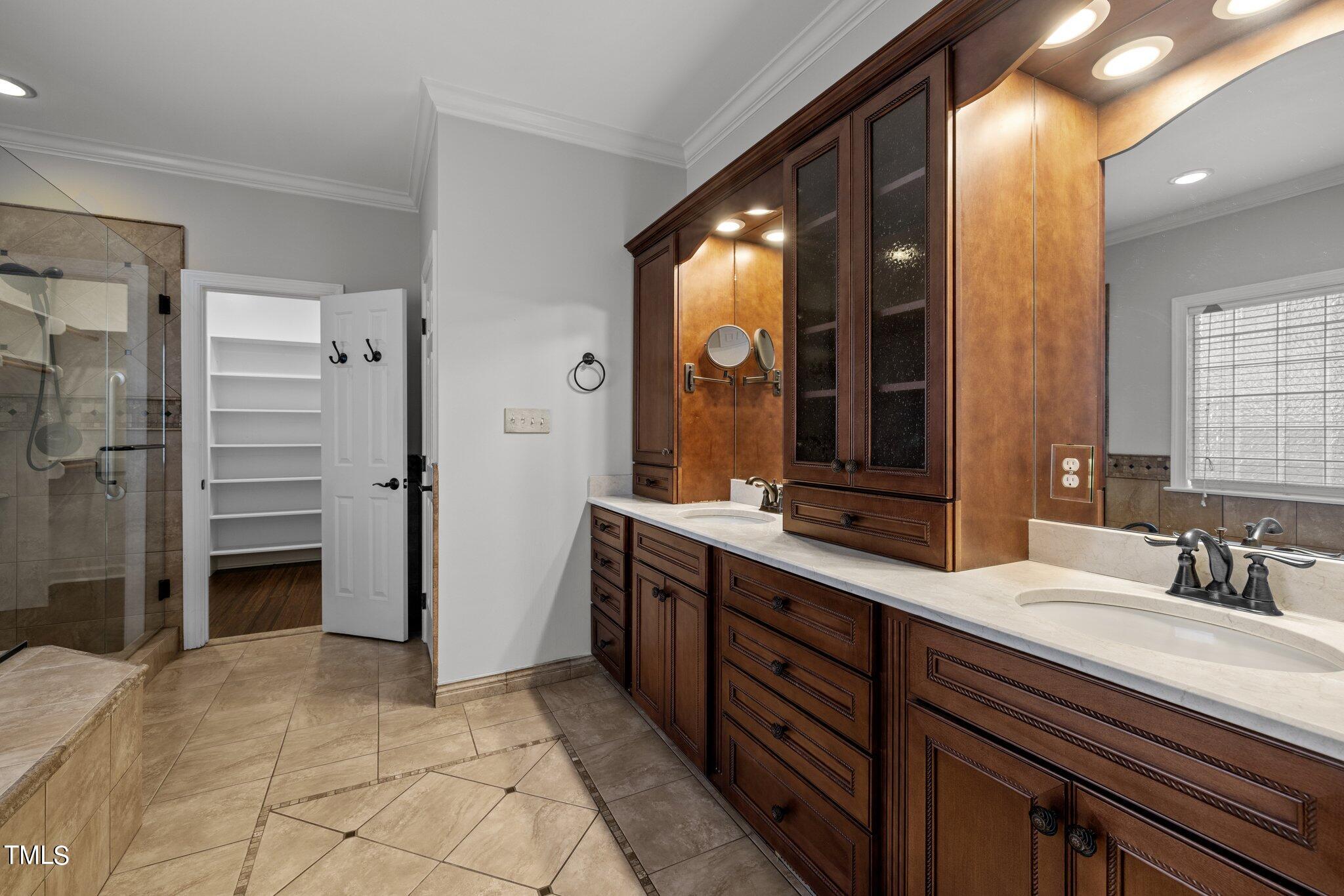 7621 Wilderness Road