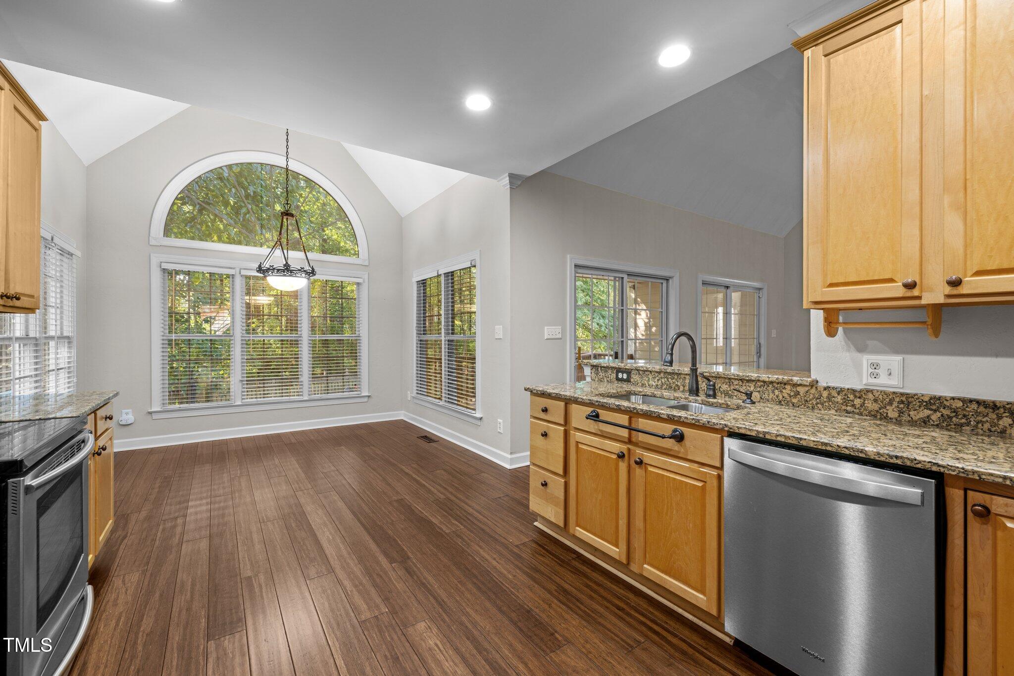 7621 Wilderness Road