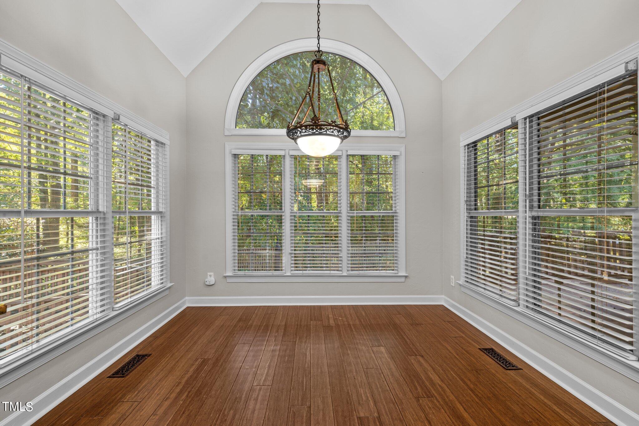 7621 Wilderness Road