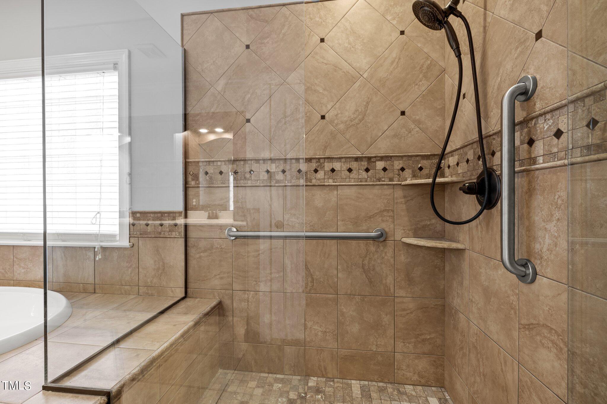 7621 Wilderness Road