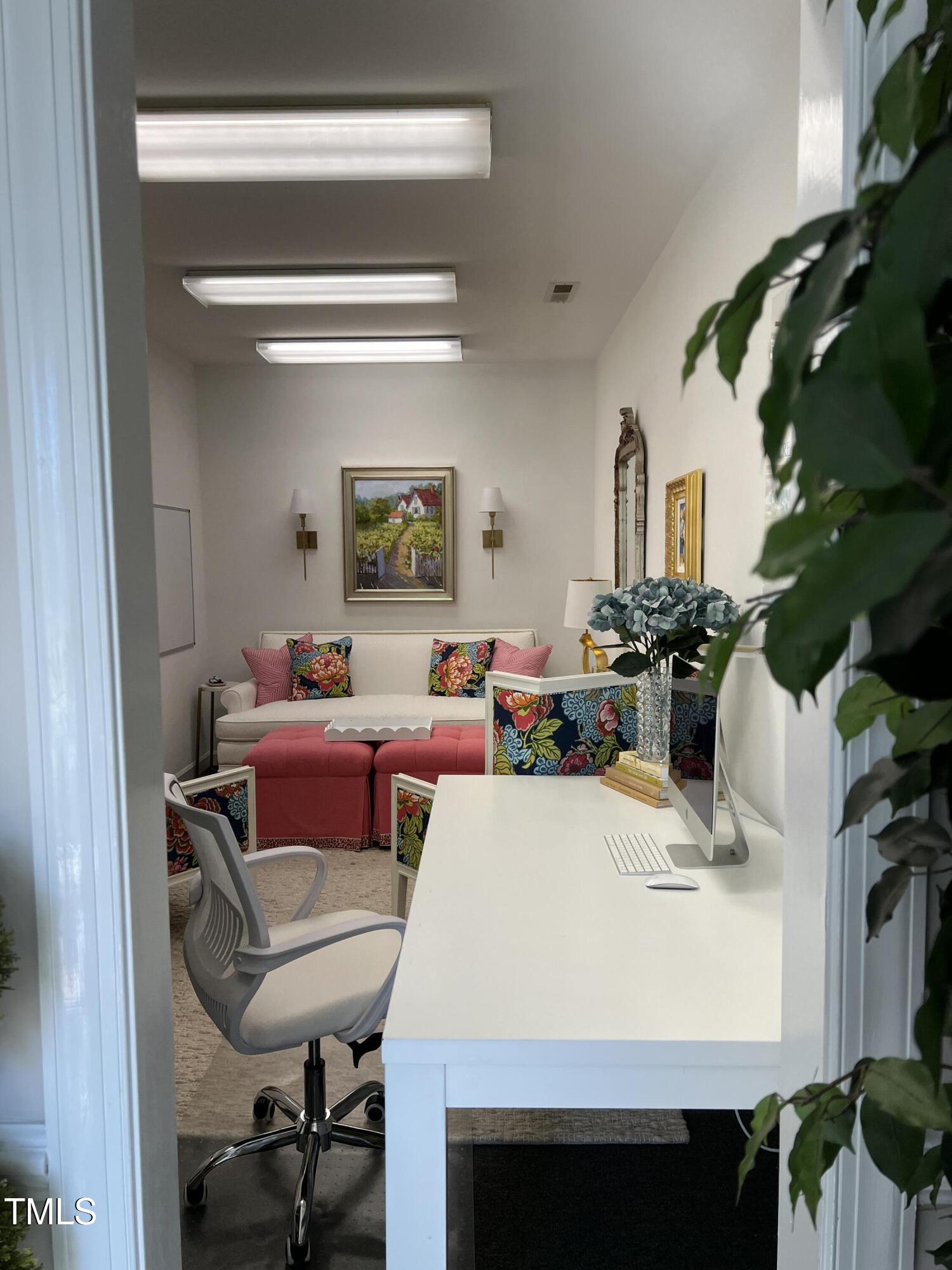 5882 Faringdon Place # 100