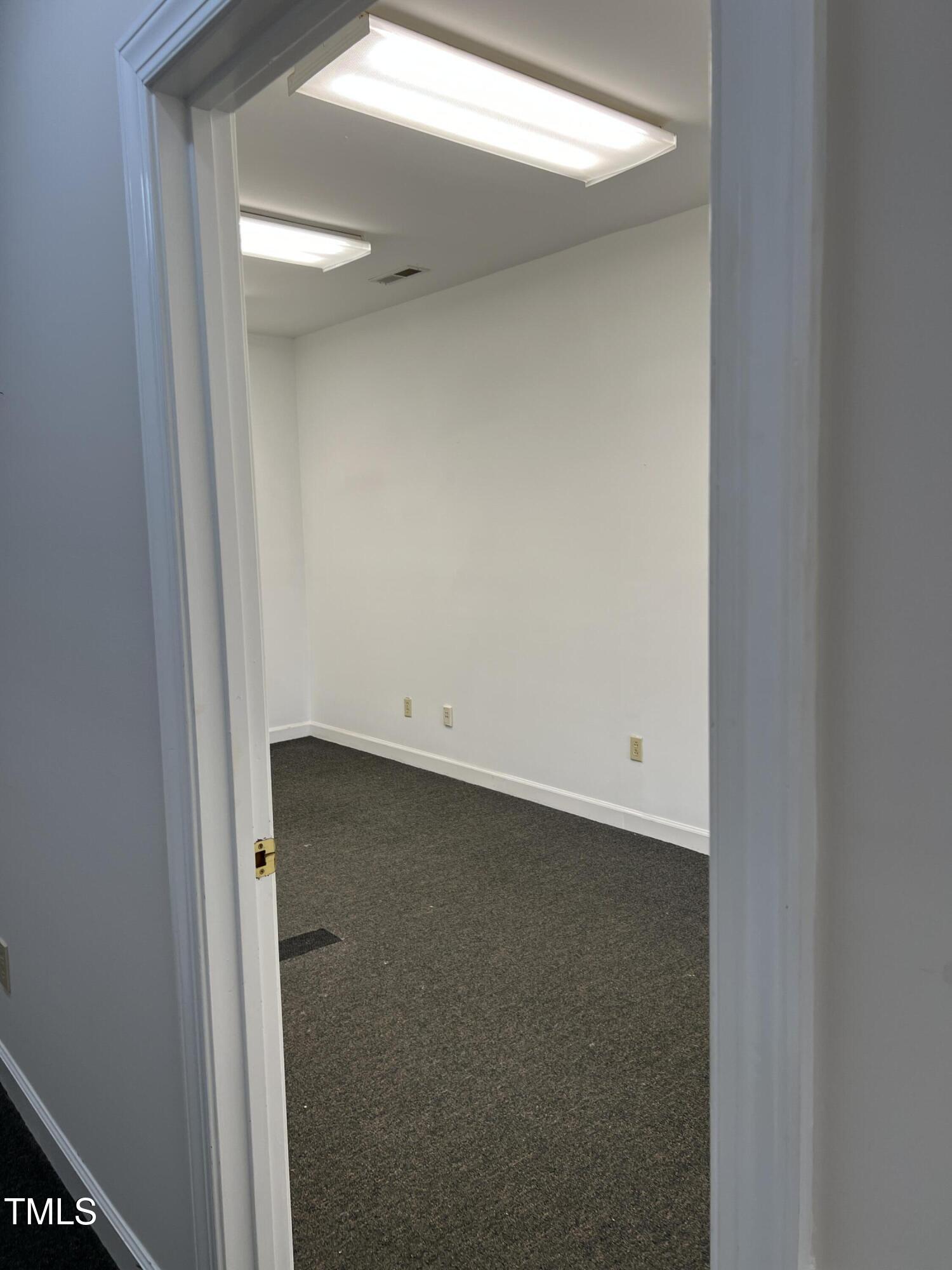 5882 Faringdon Place # 100