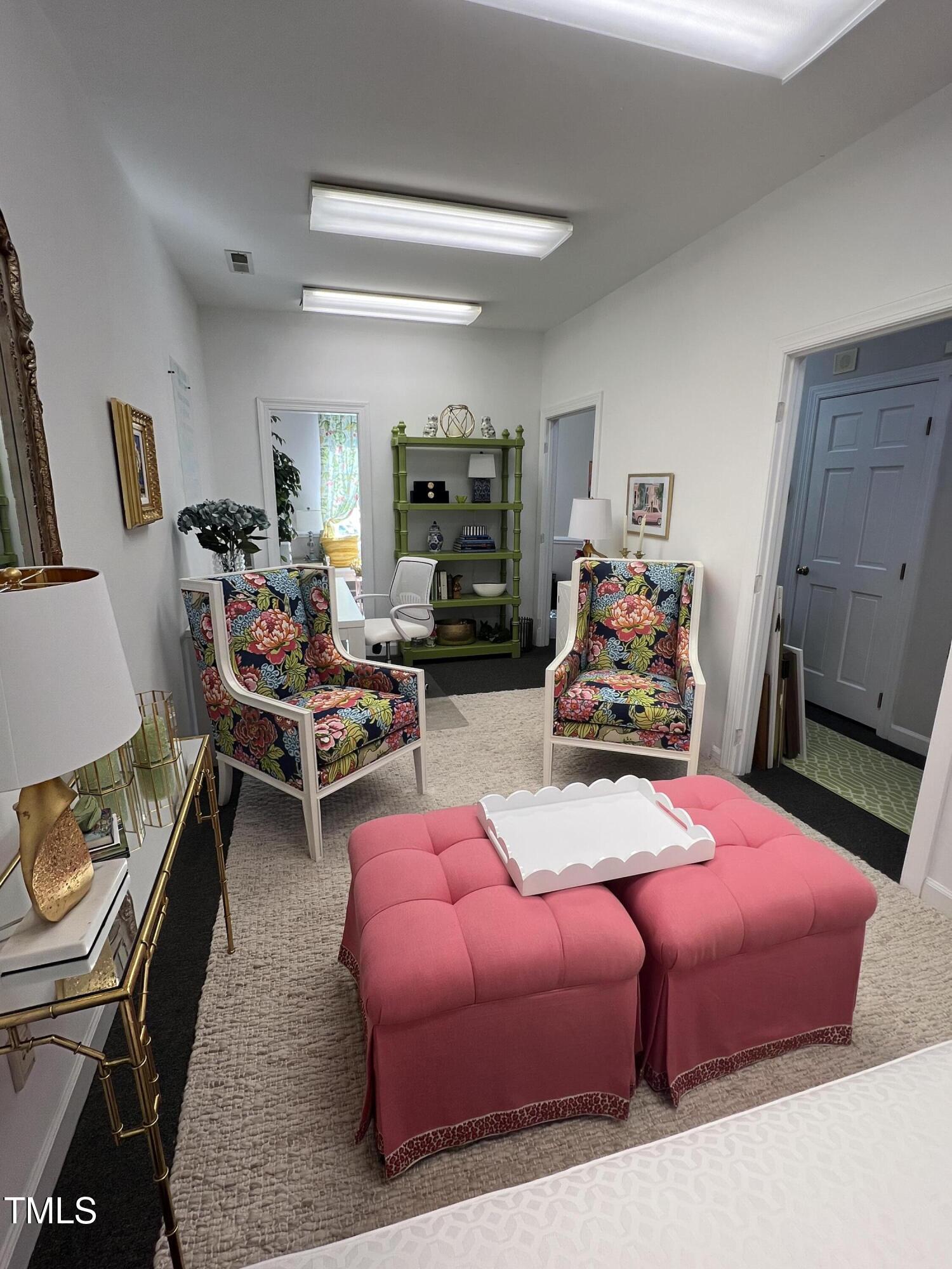 5882 Faringdon Place # 100