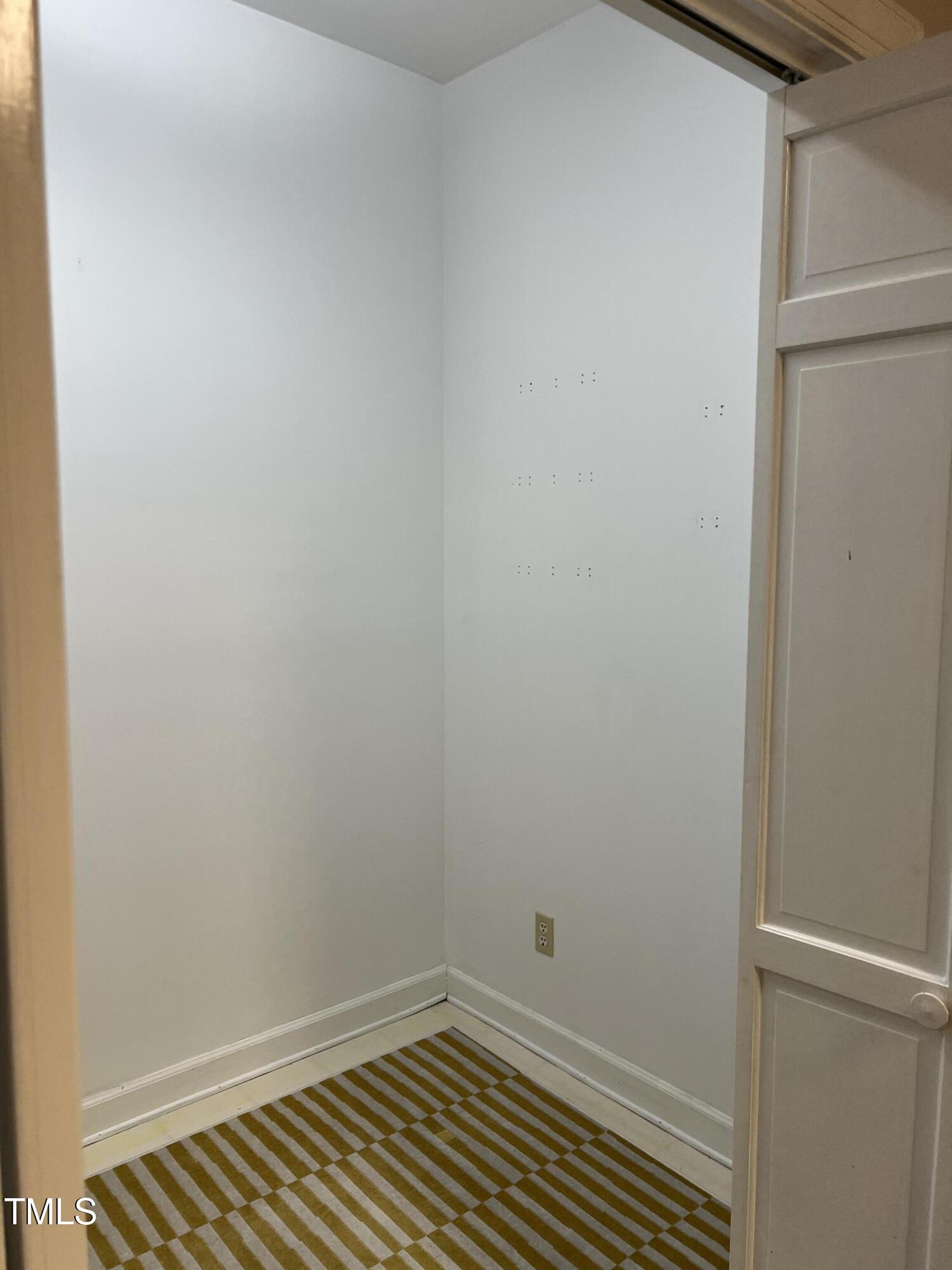 5882 Faringdon Place # 100