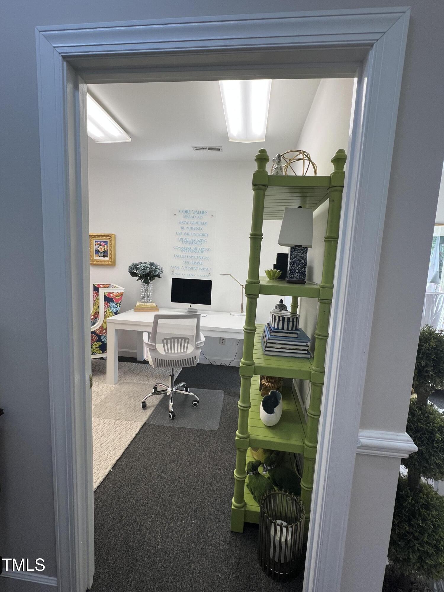 5882 Faringdon Place # 100