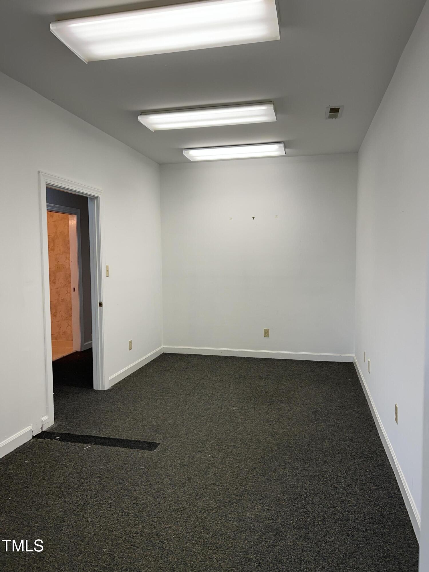 5882 Faringdon Place # 100