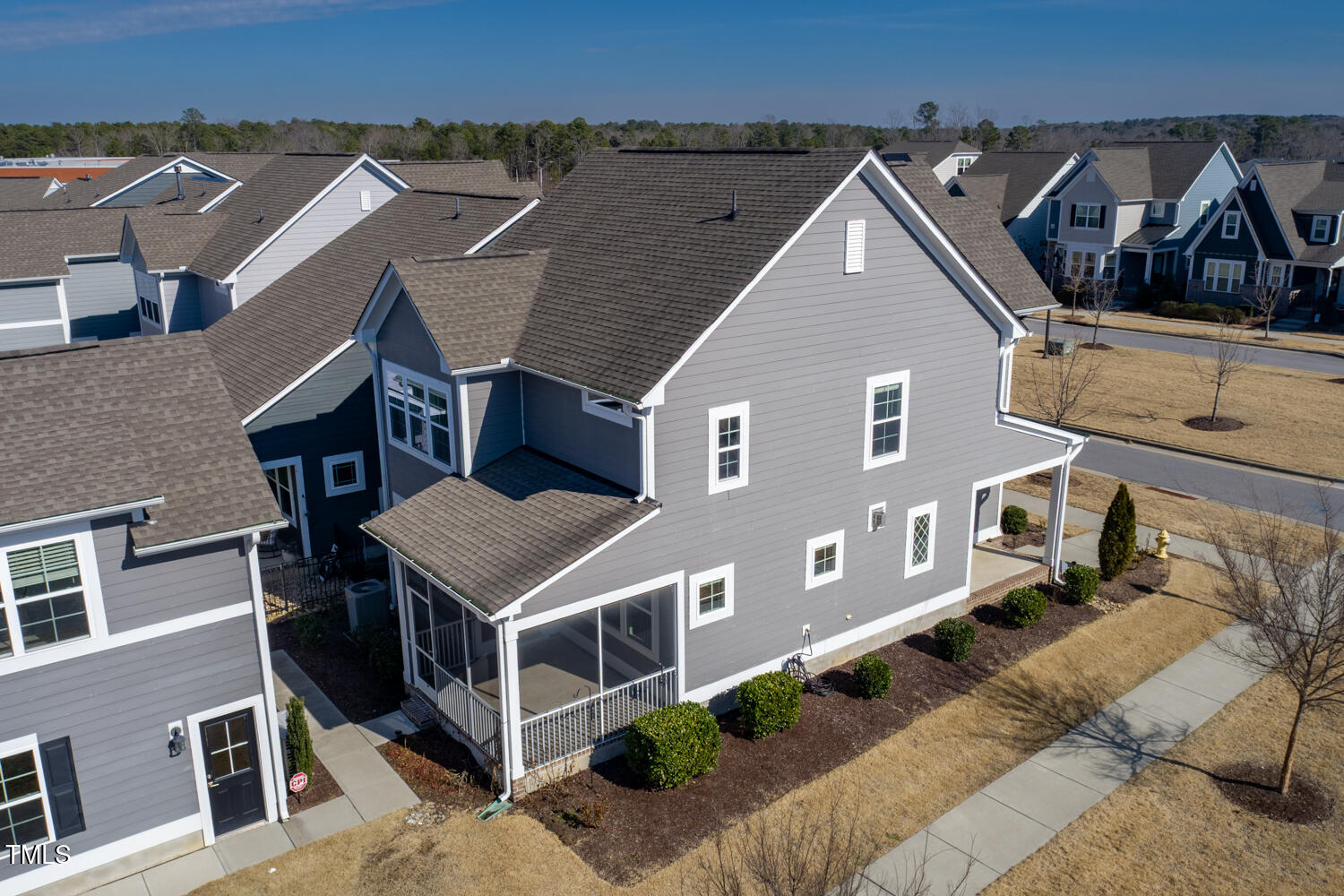 5501 Advancing Avenue