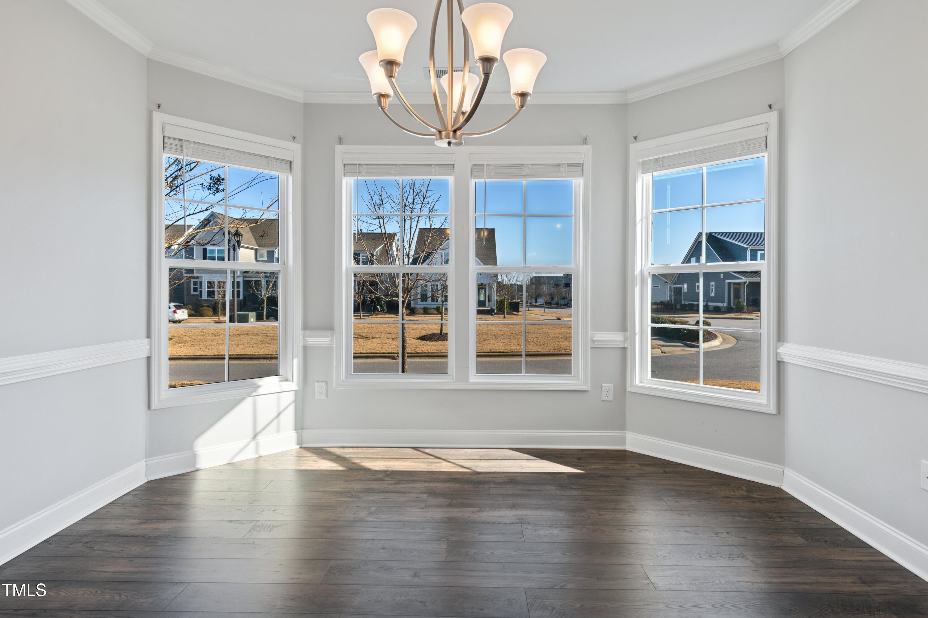 5501 Advancing Avenue