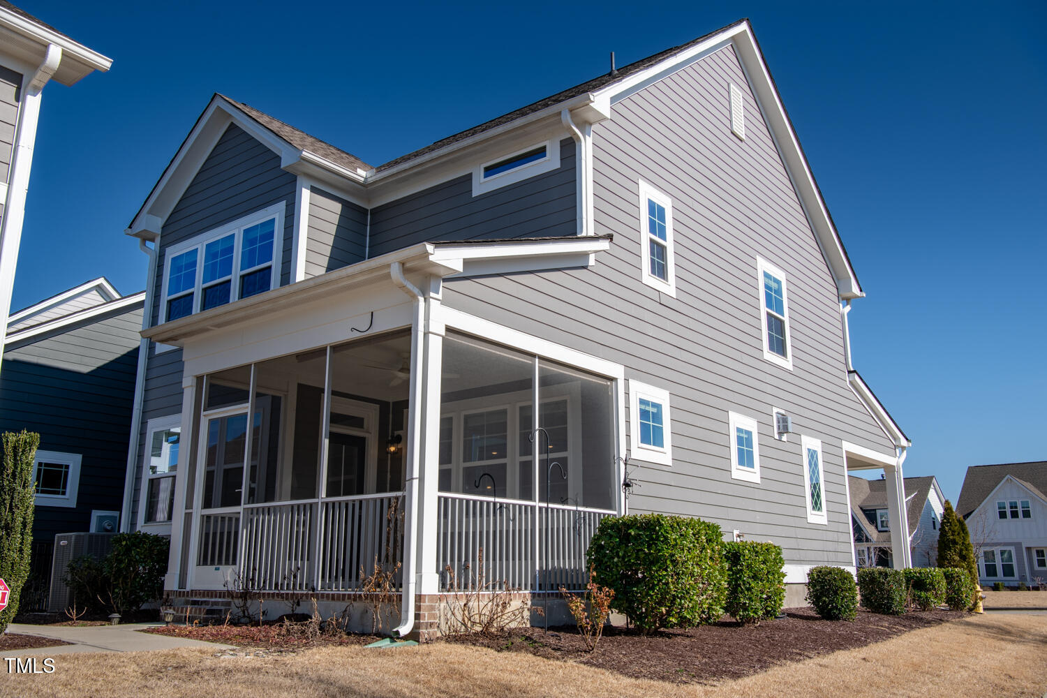 5501 Advancing Avenue