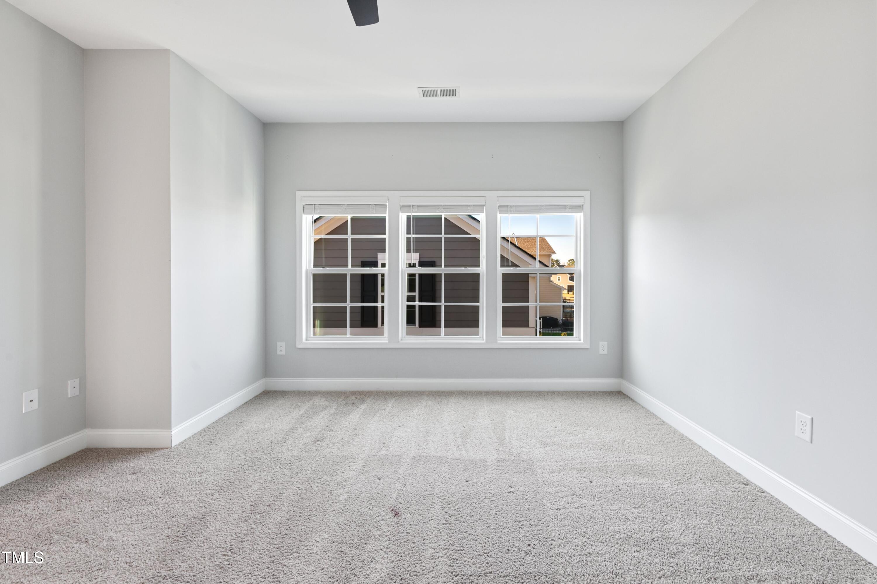 5501 Advancing Avenue