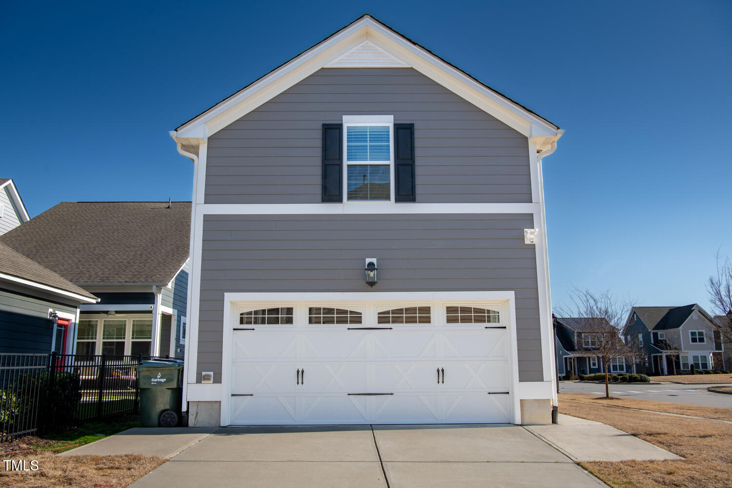 5501 Advancing Avenue