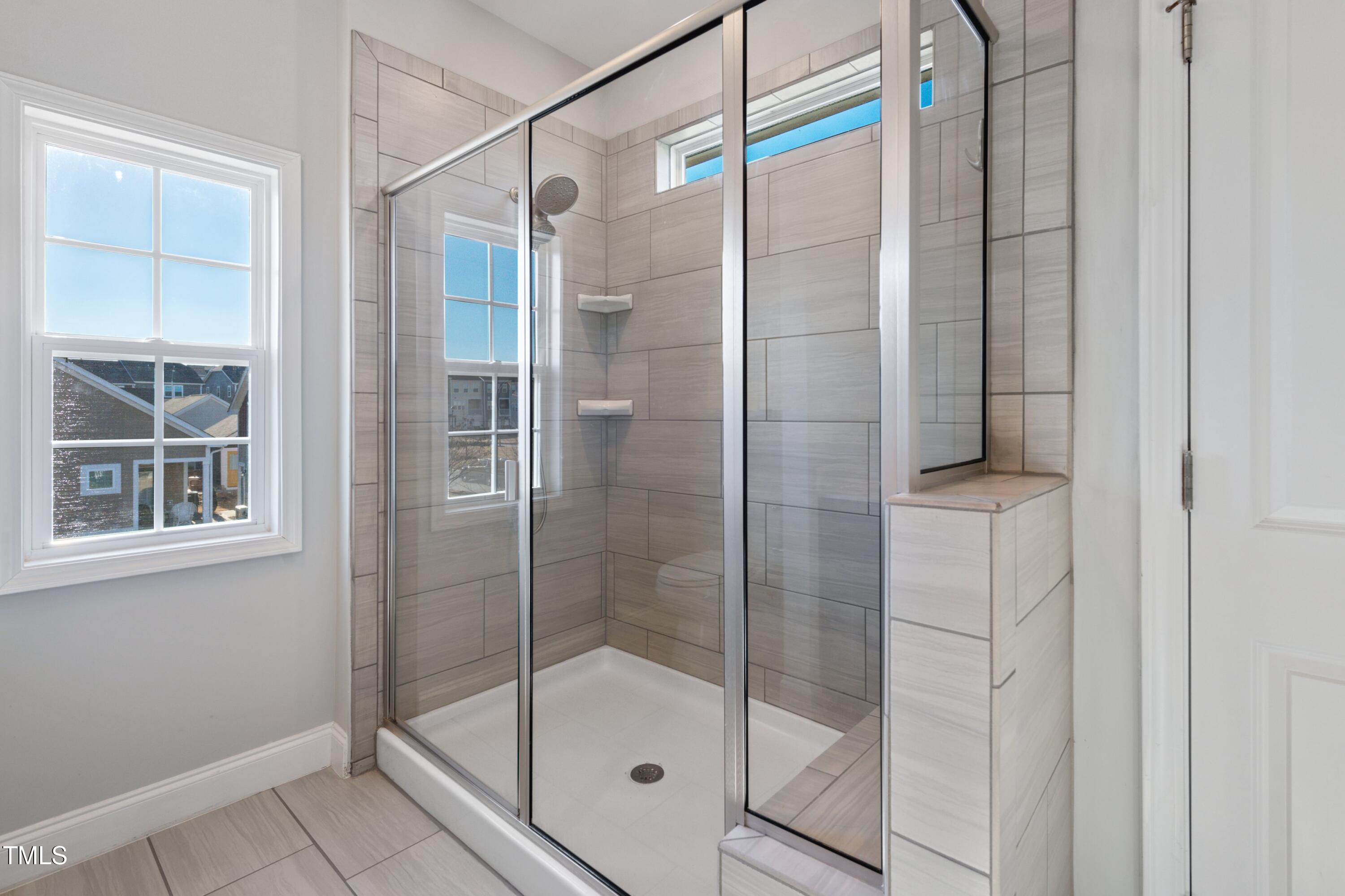 5501 Advancing Avenue