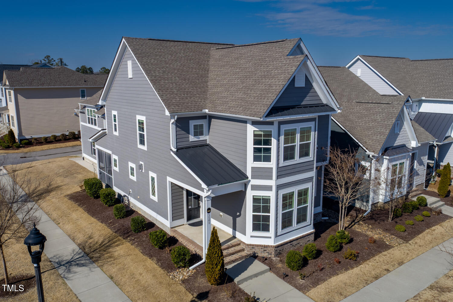 5501 Advancing Avenue