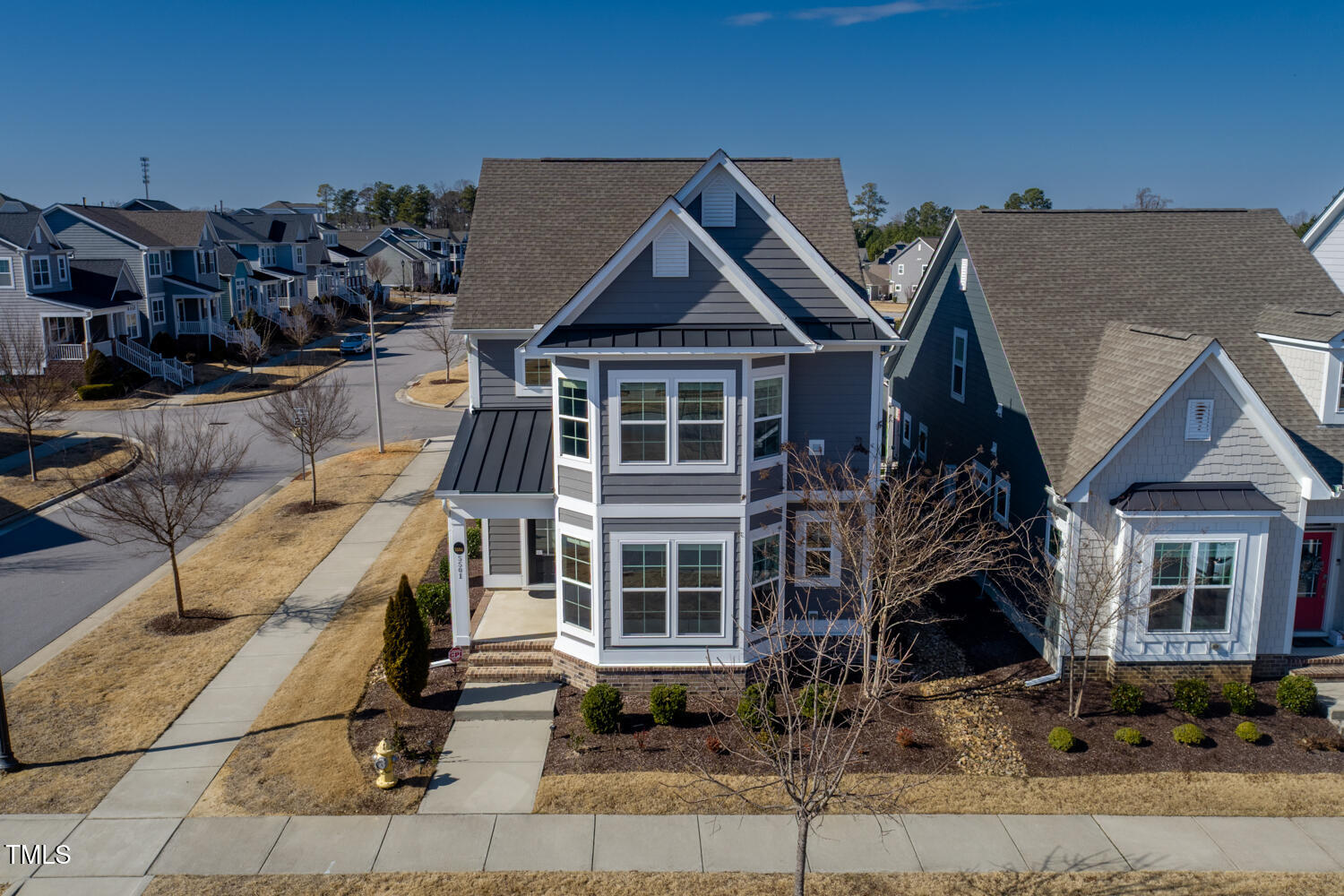 5501 Advancing Avenue