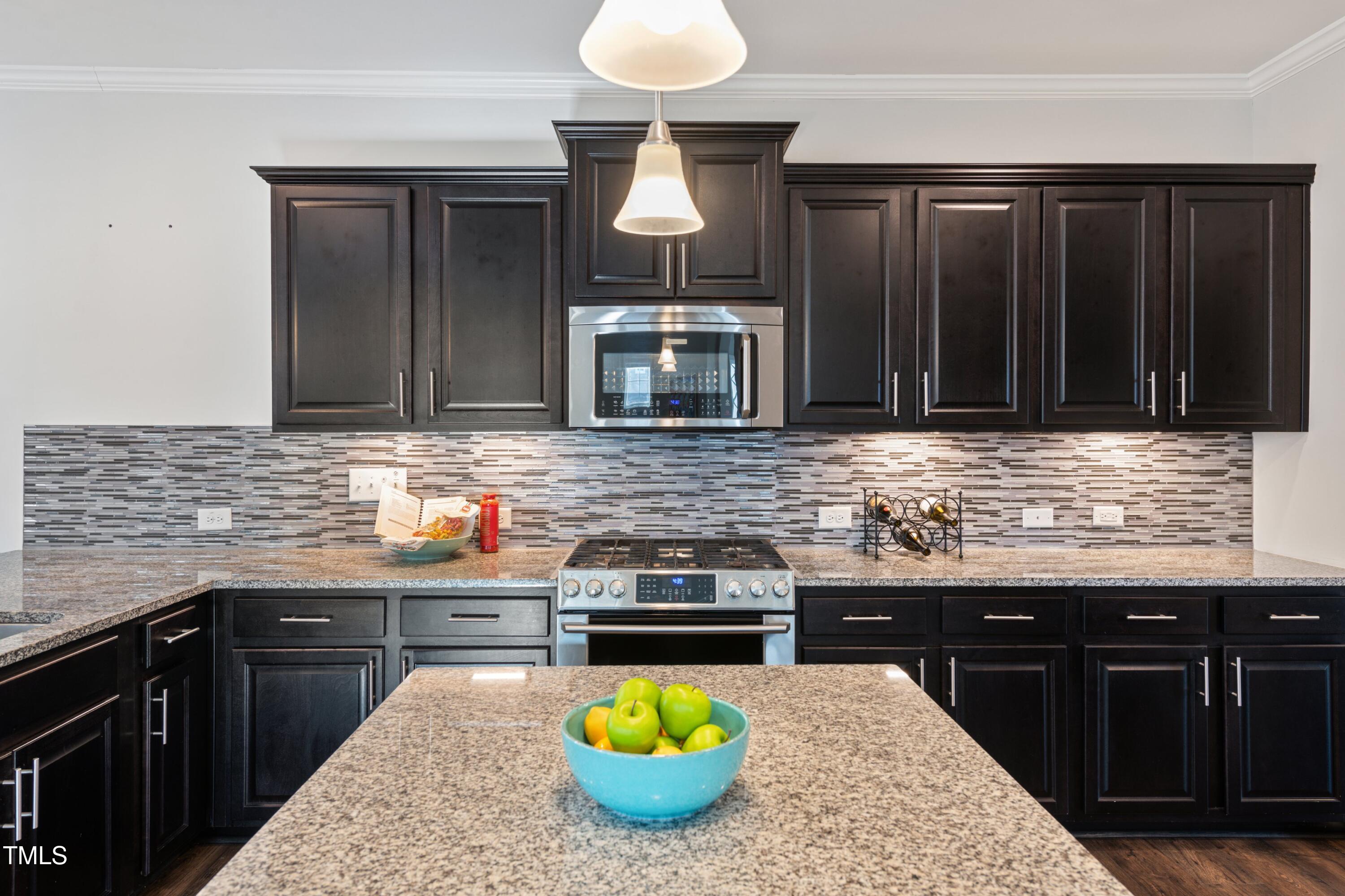 5501 Advancing Avenue