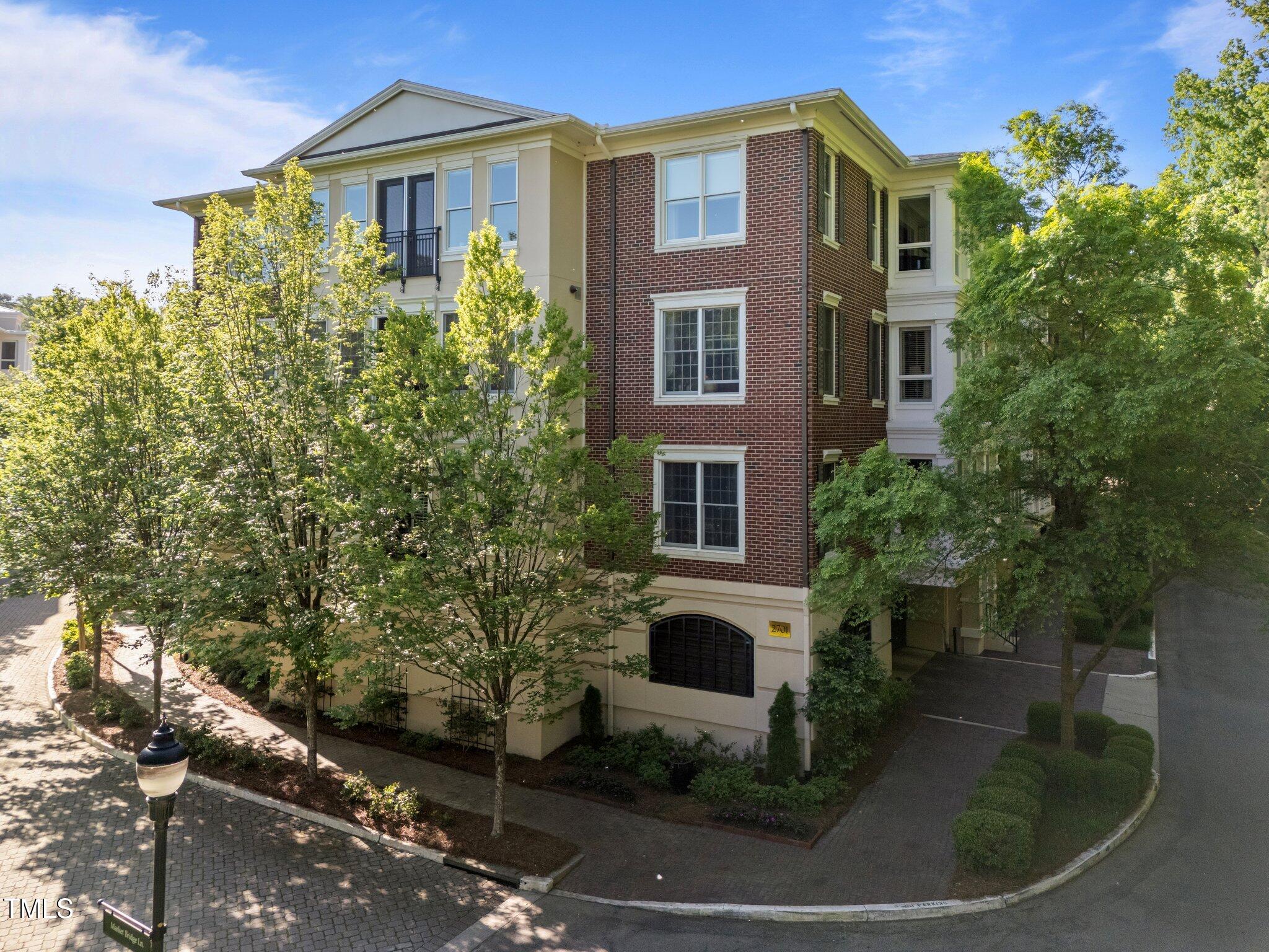 2701 Glenwood Gardens Lane