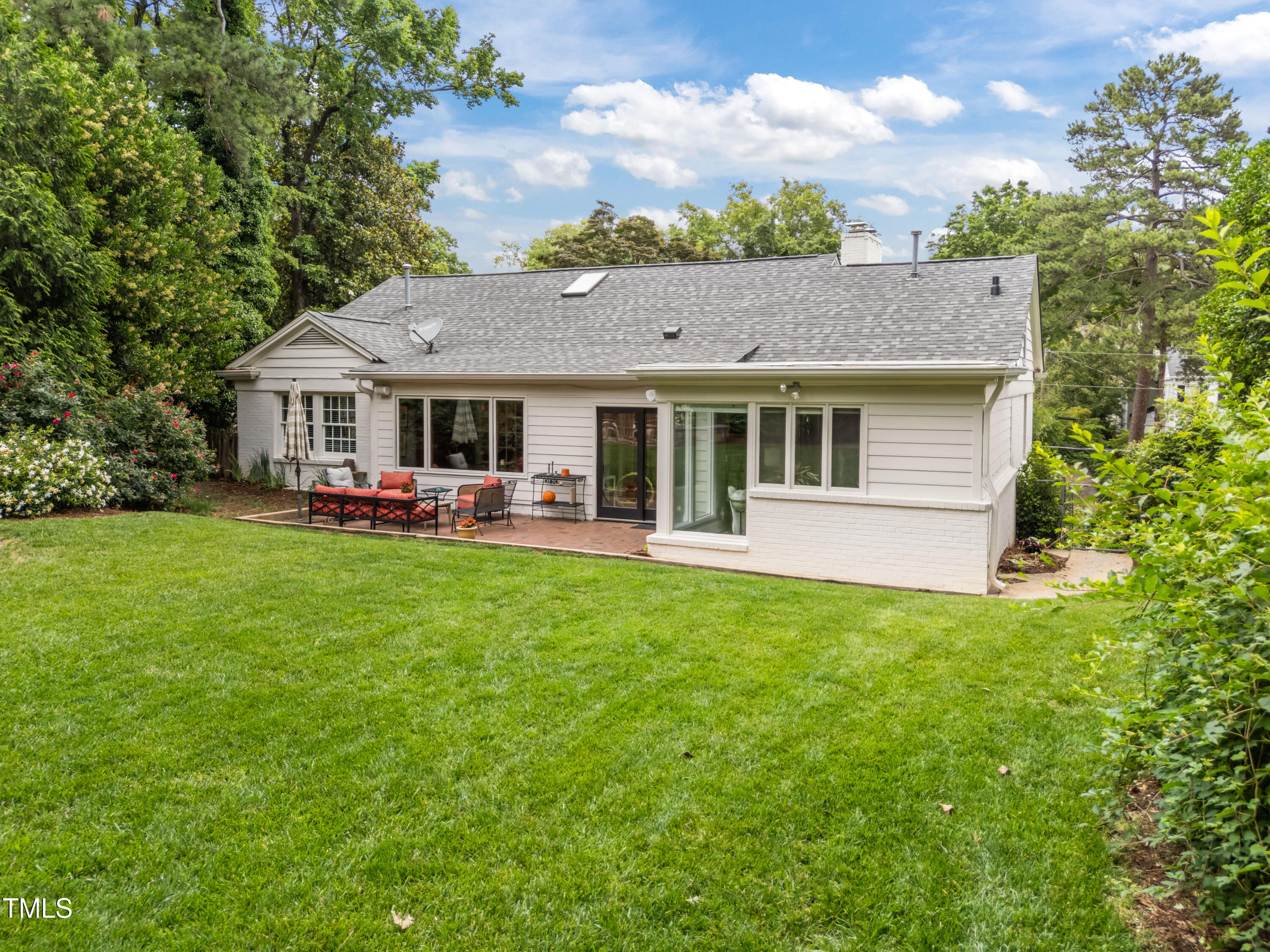 1609 Iredell Drive