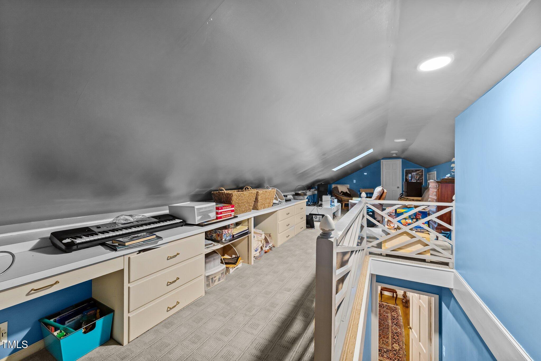 1609 Iredell Drive