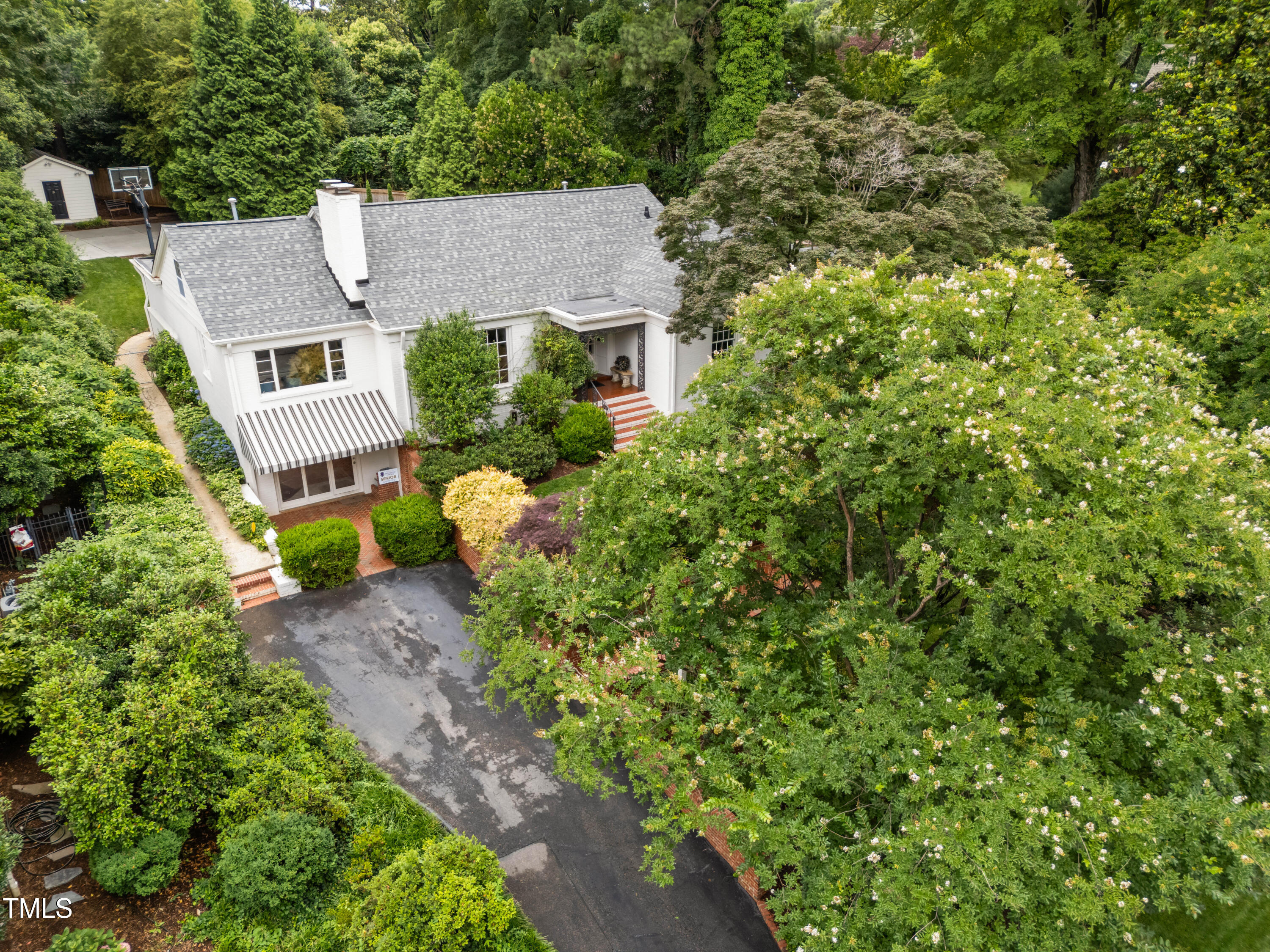 1609 Iredell Drive