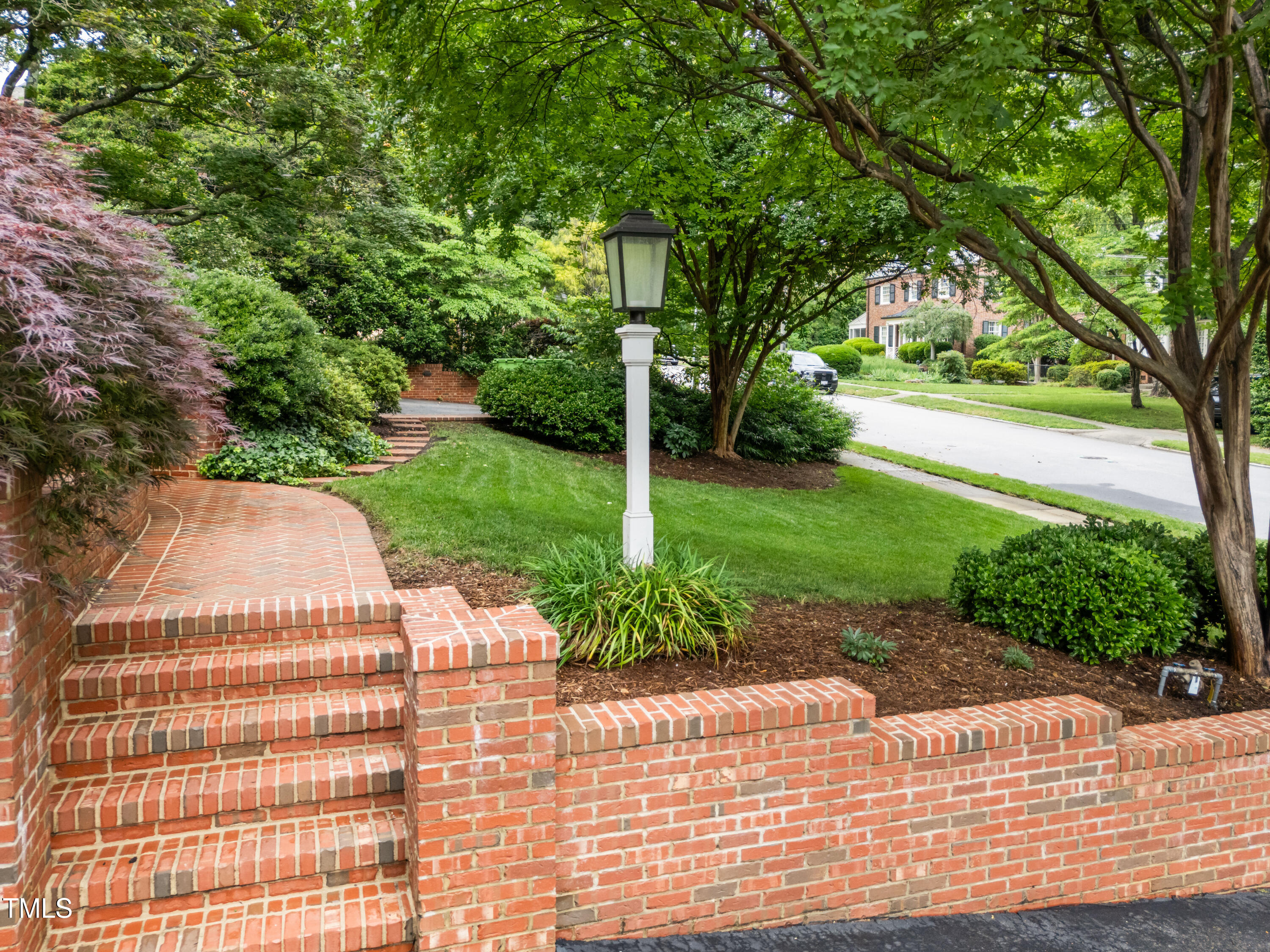 1609 Iredell Drive