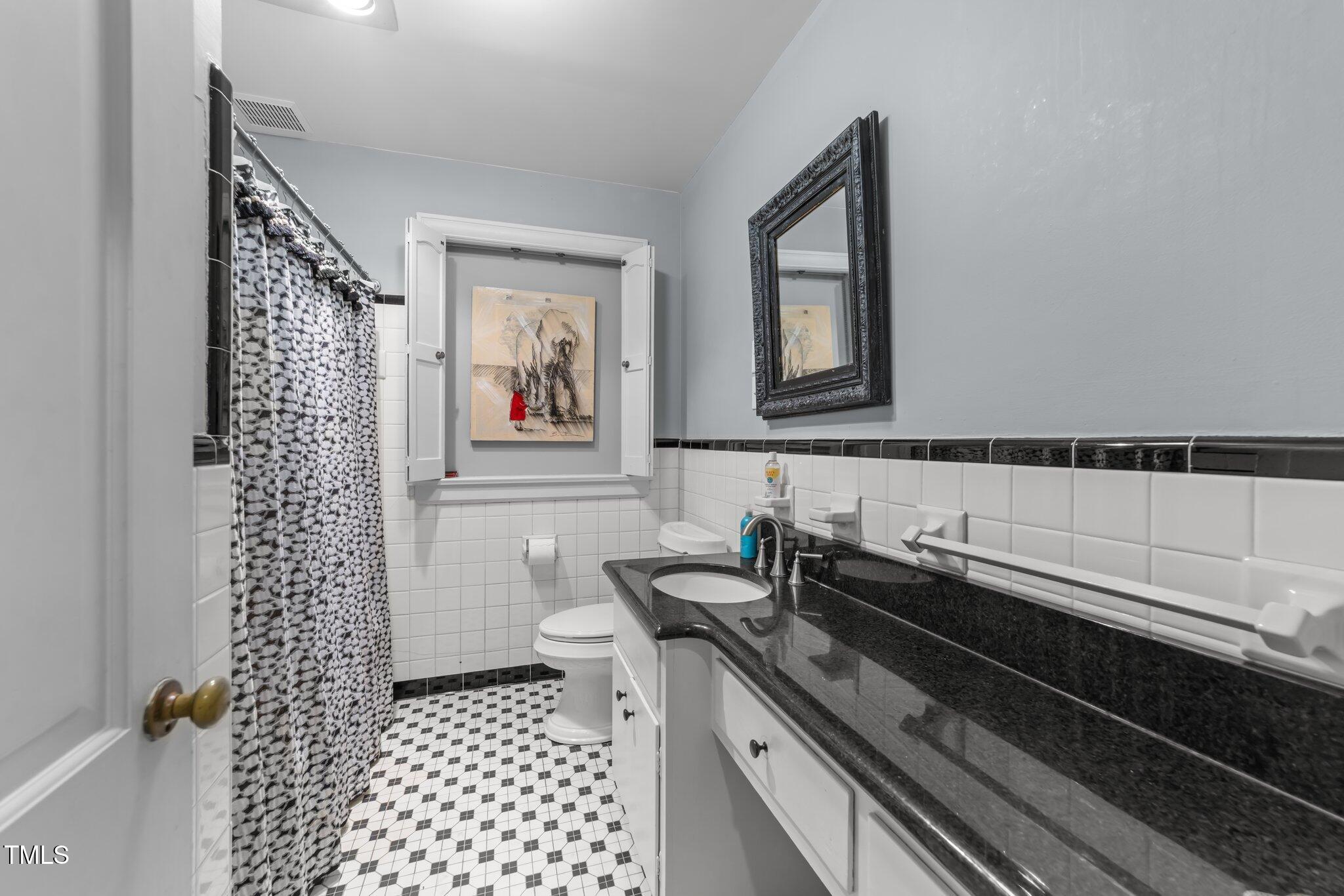 1609 Iredell Drive