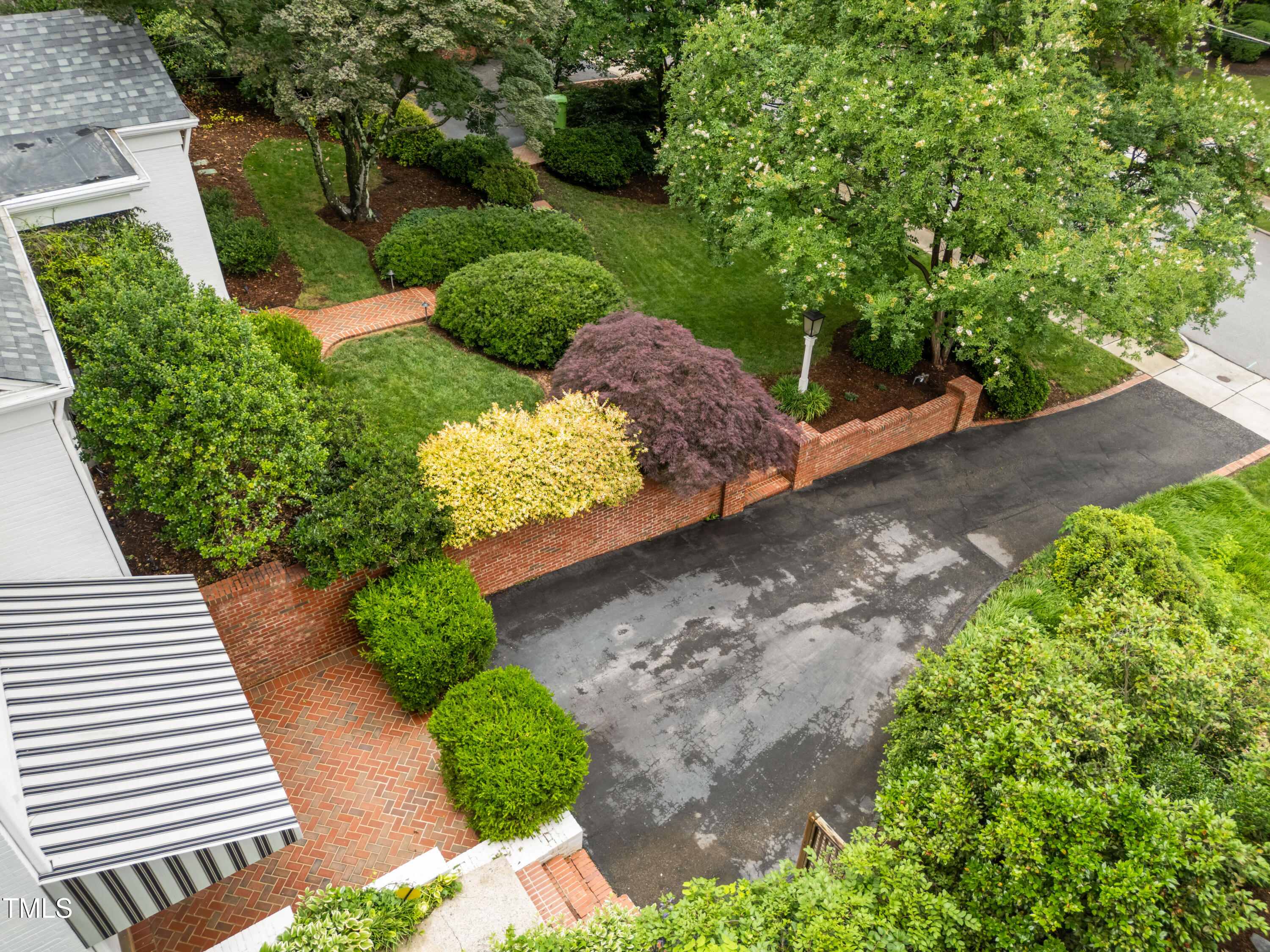 1609 Iredell Drive