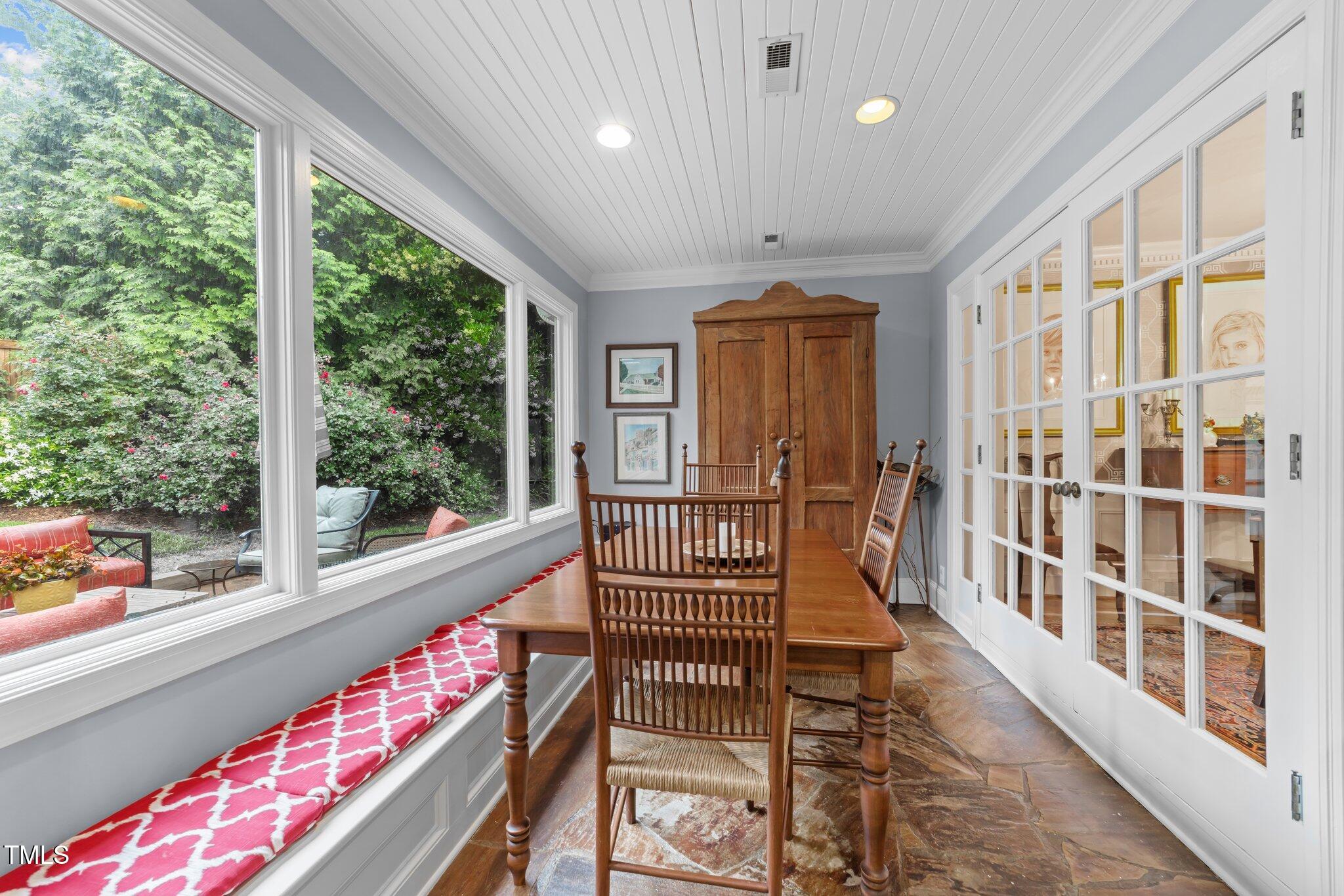 1609 Iredell Drive