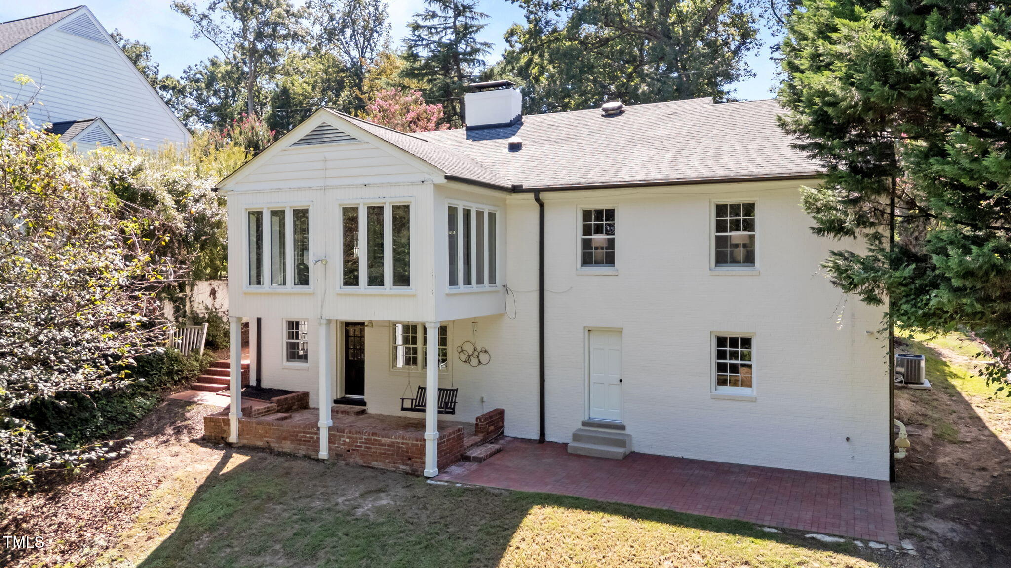 2724 Riddick Drive