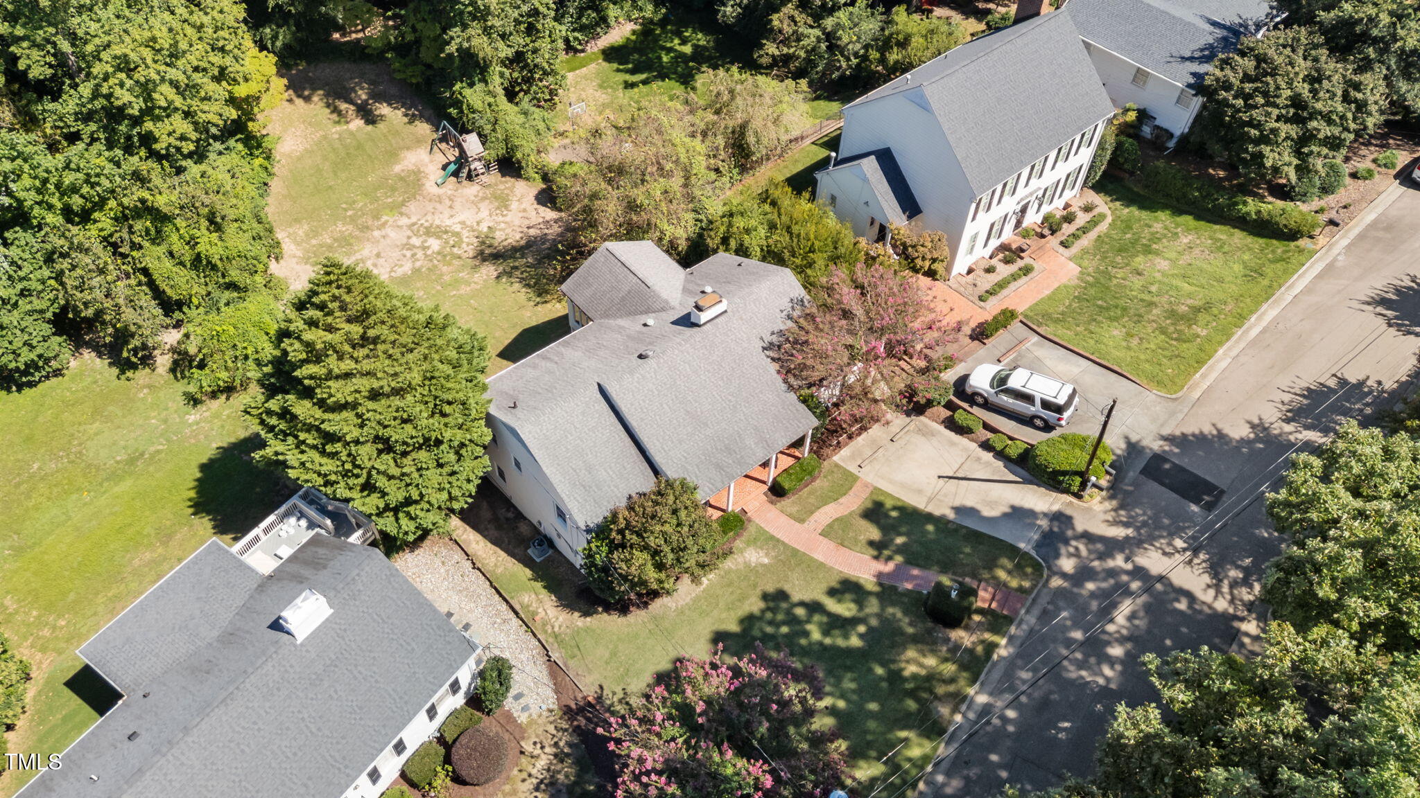 2724 Riddick Drive