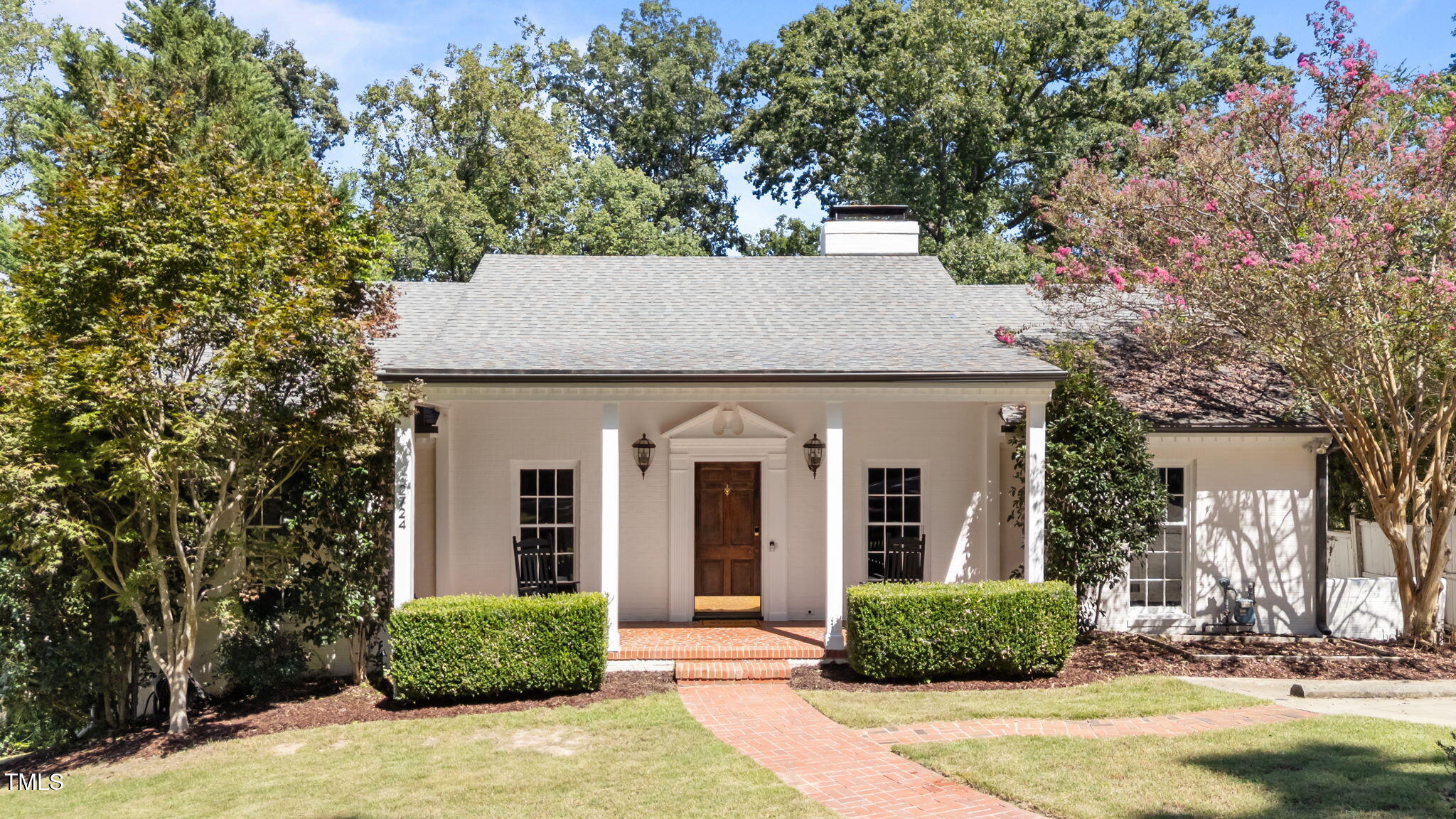 2724 Riddick Drive