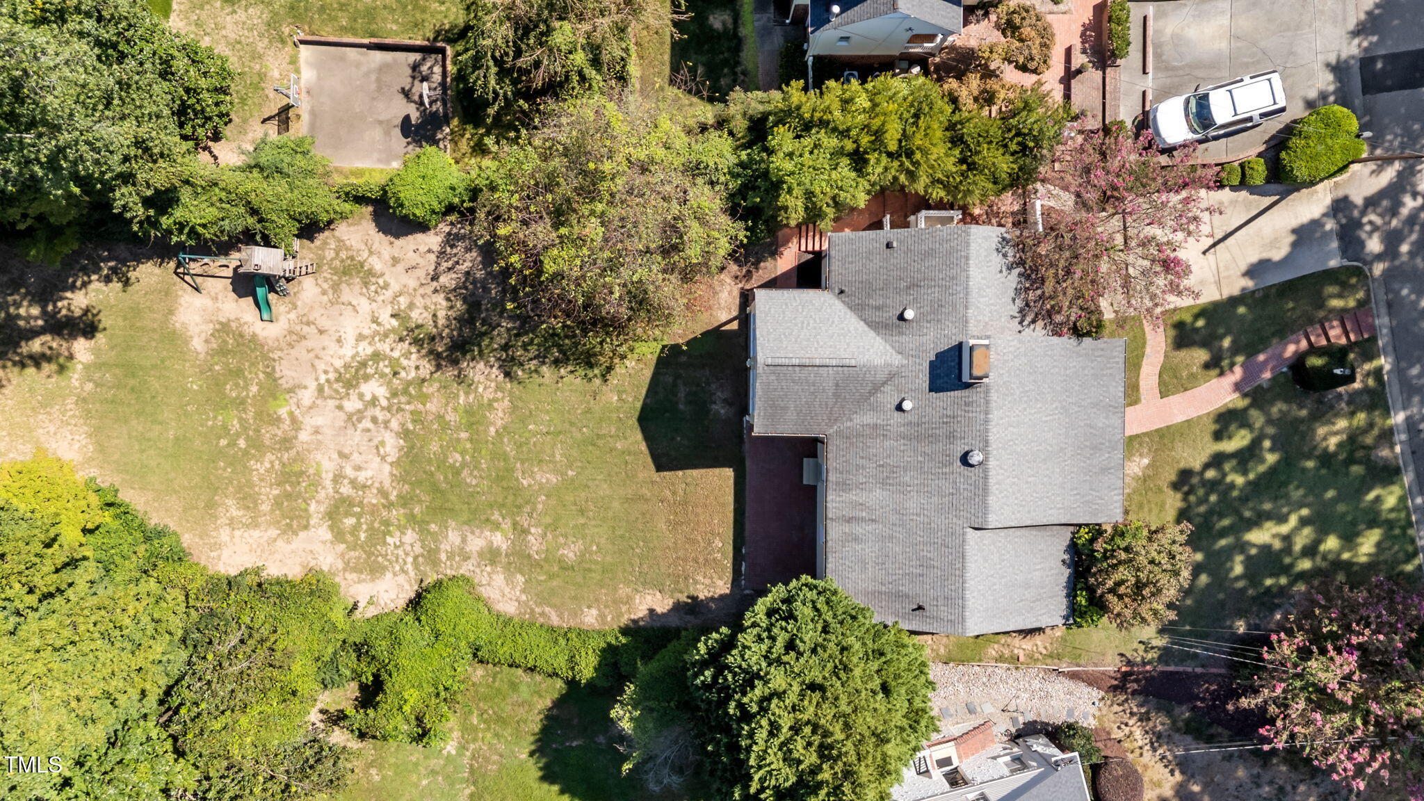 2724 Riddick Drive