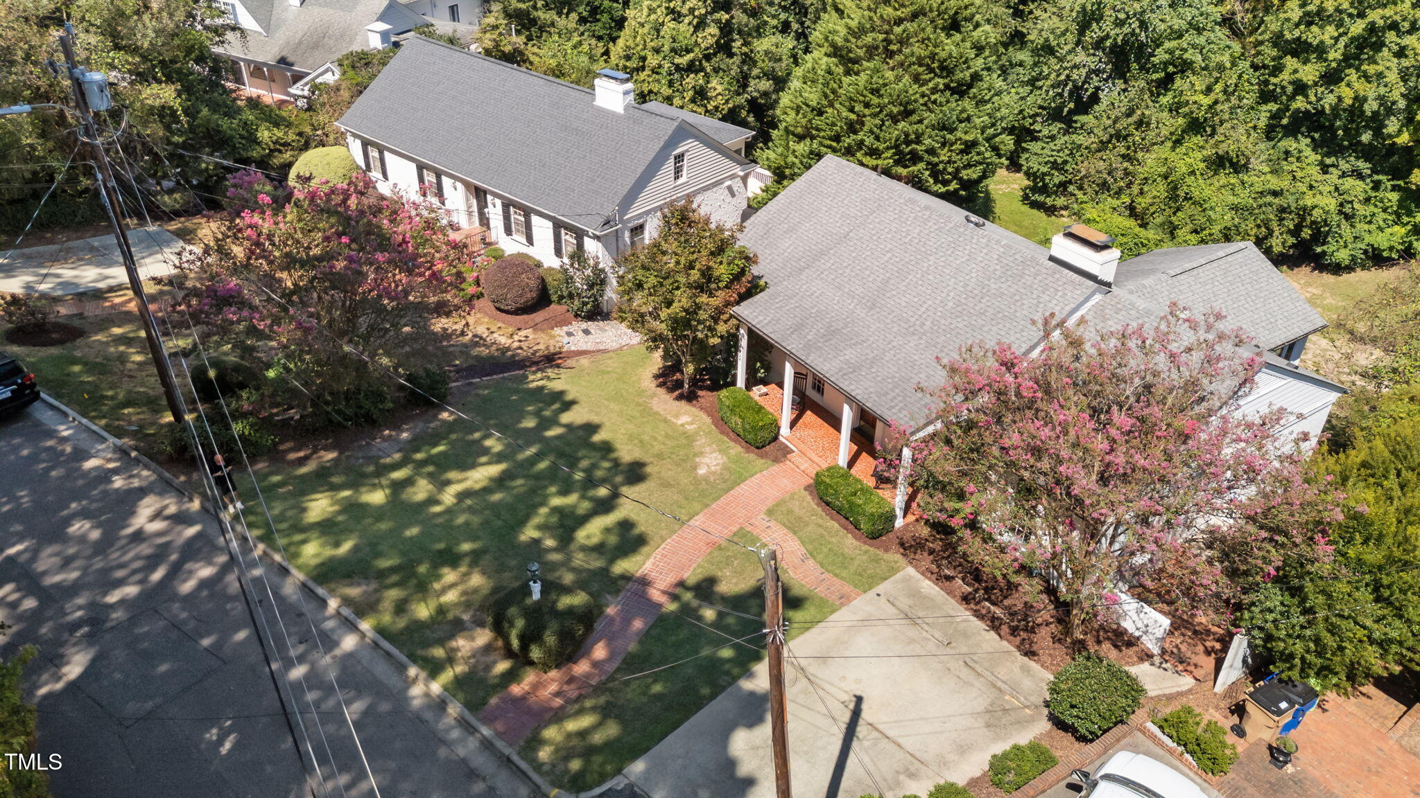 2724 Riddick Drive