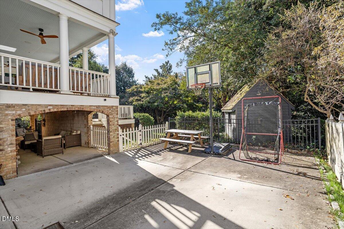 1015 Harvey Street