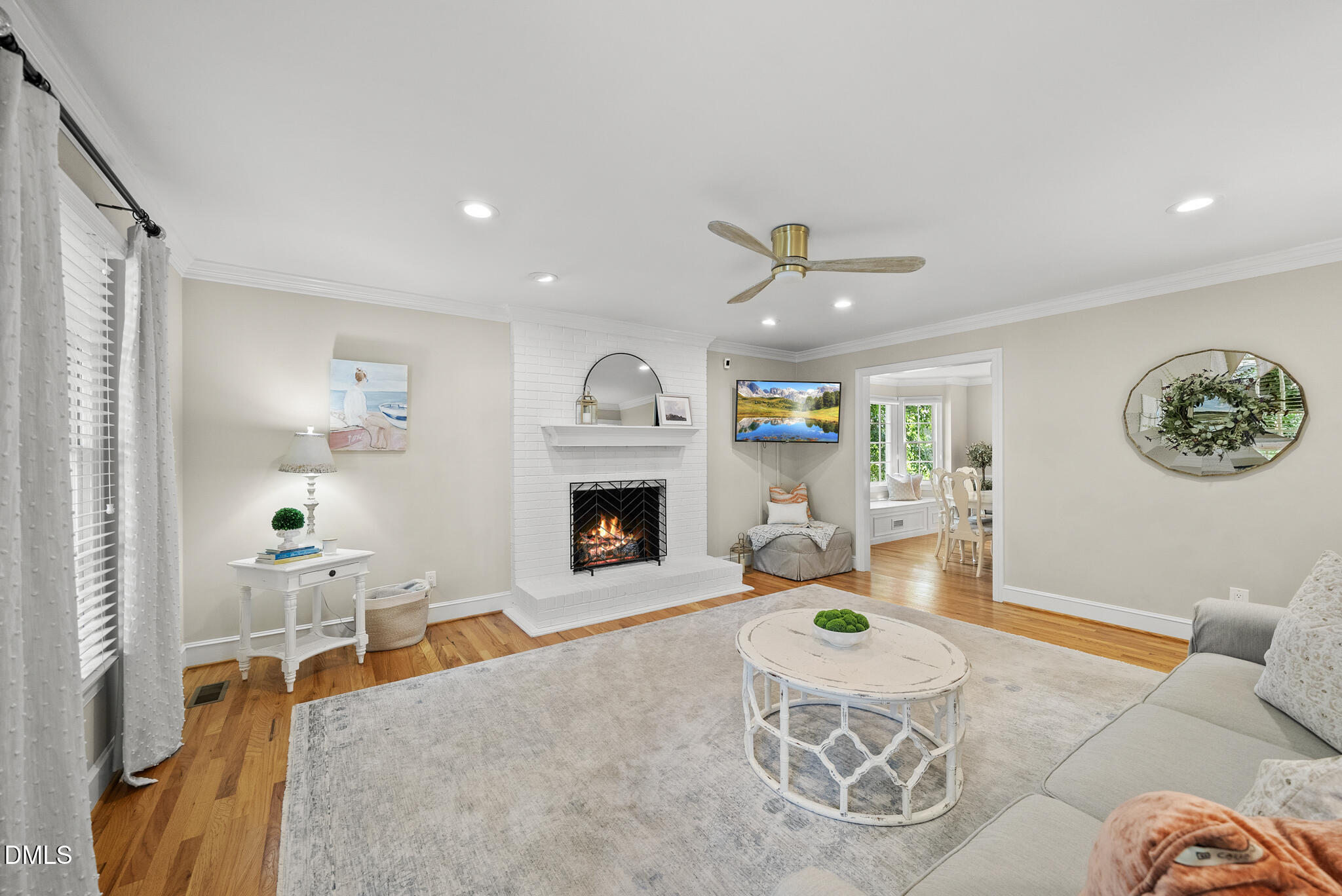 2217 Middlefield Court