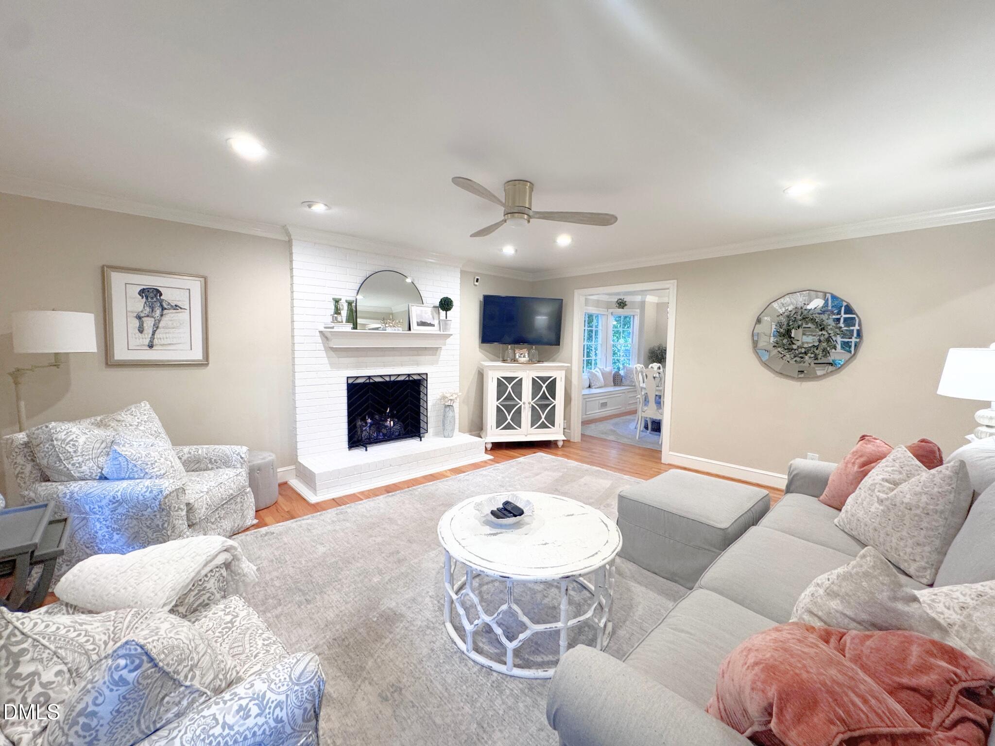 2217 Middlefield Court