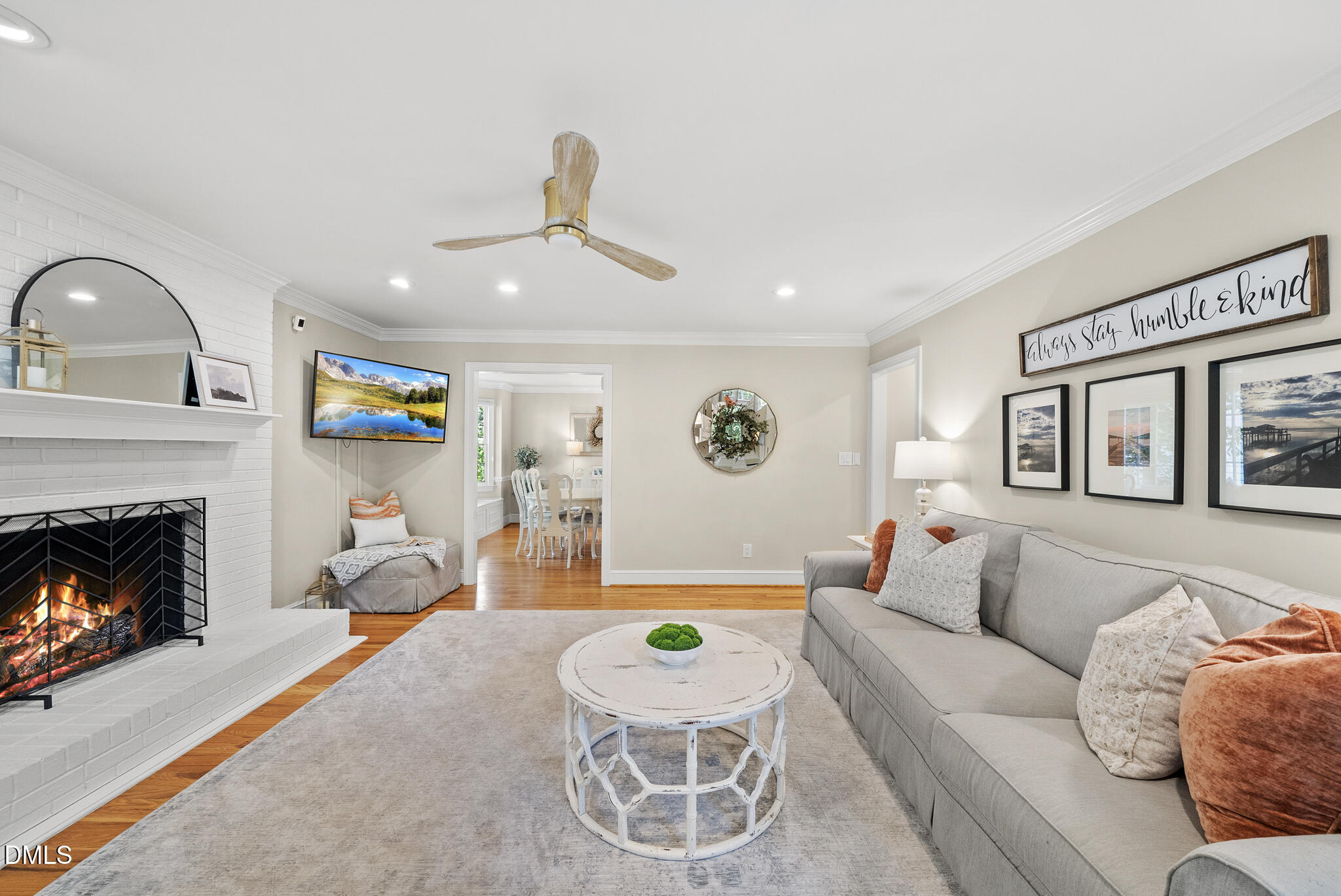 2217 Middlefield Court